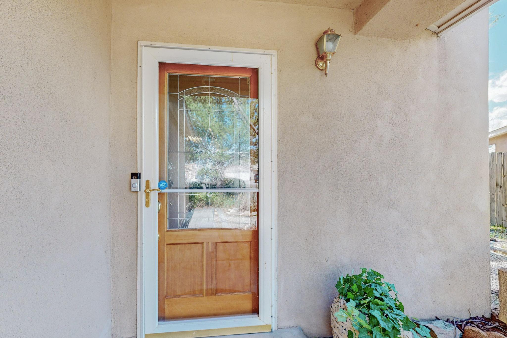 1054 Las Golondrinas Court NW