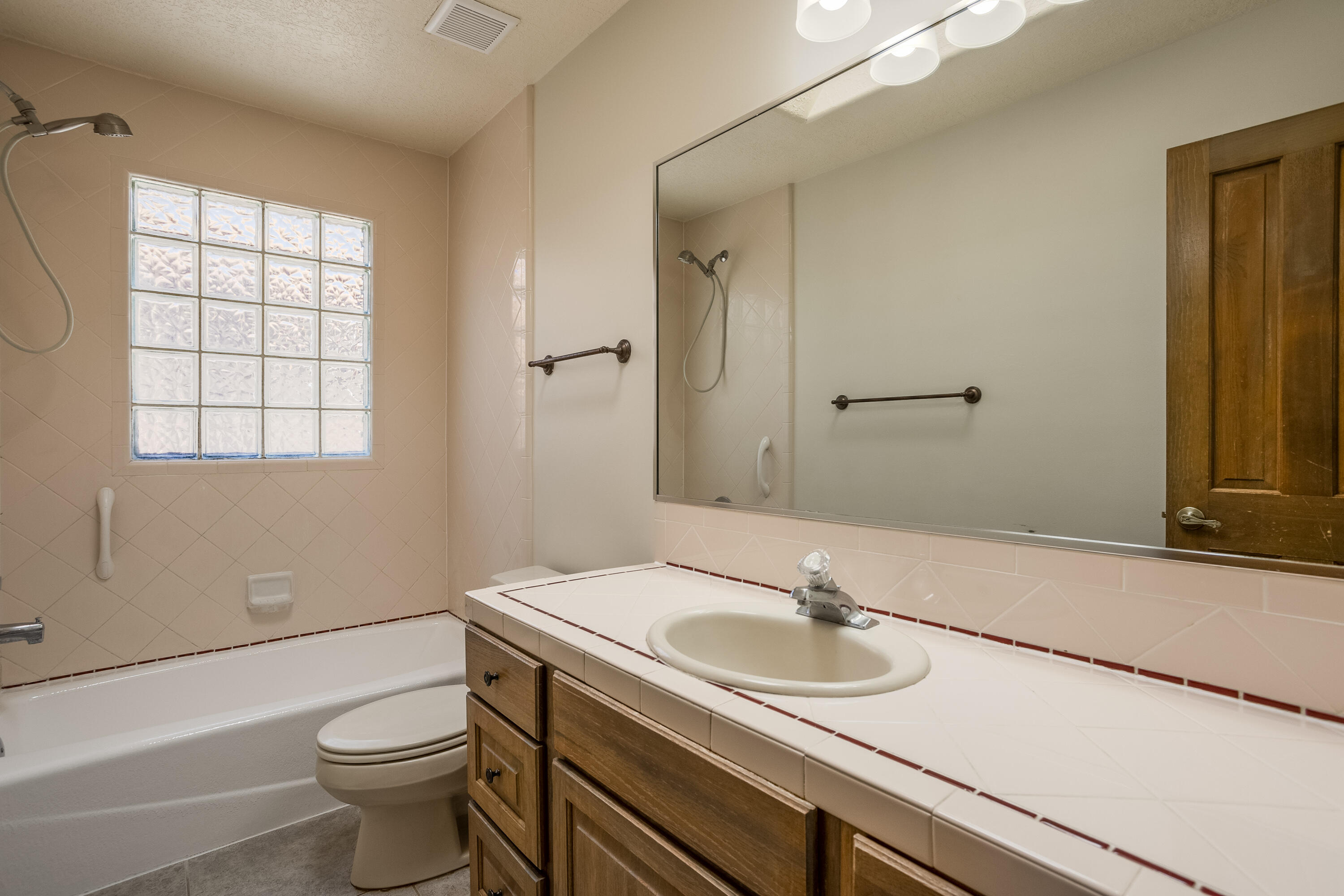 2110 Rivers Edge Drive NE