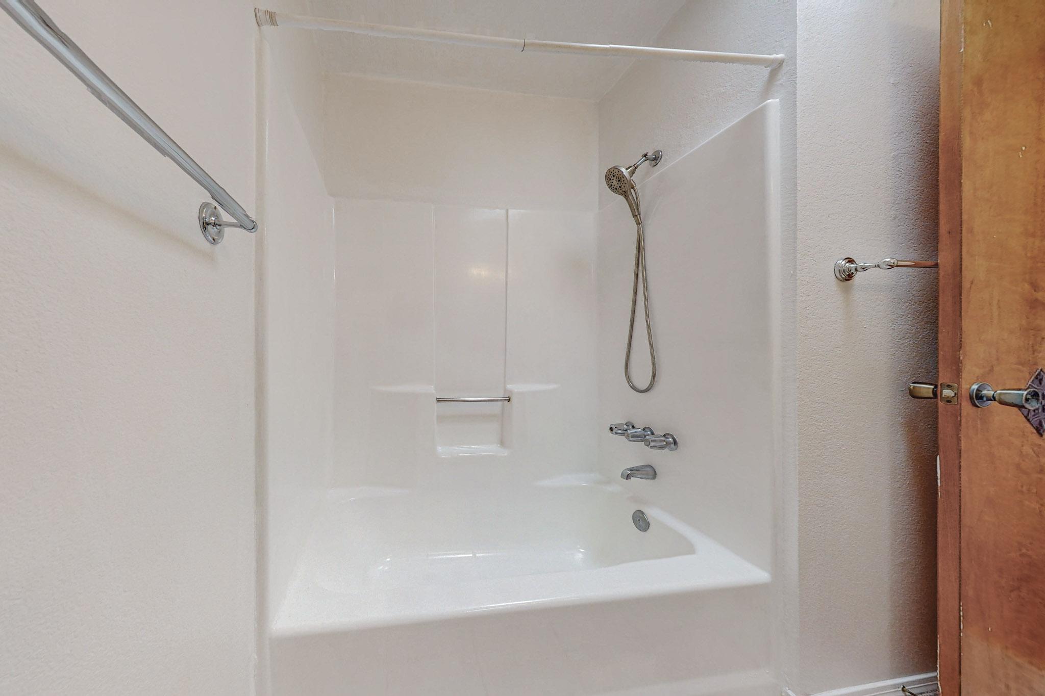 6541 Keeling Street NW