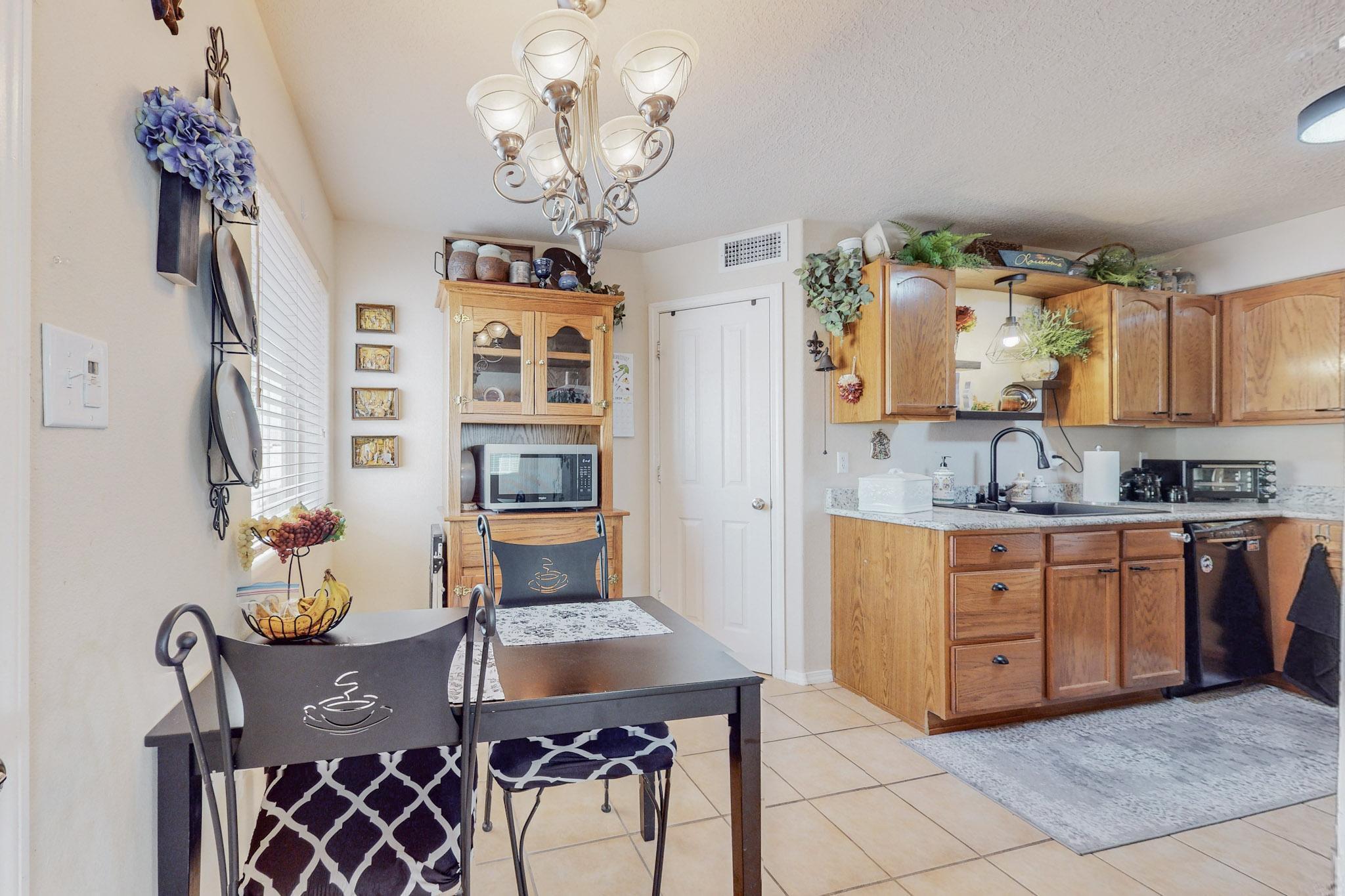 8709 Trotter Road SW