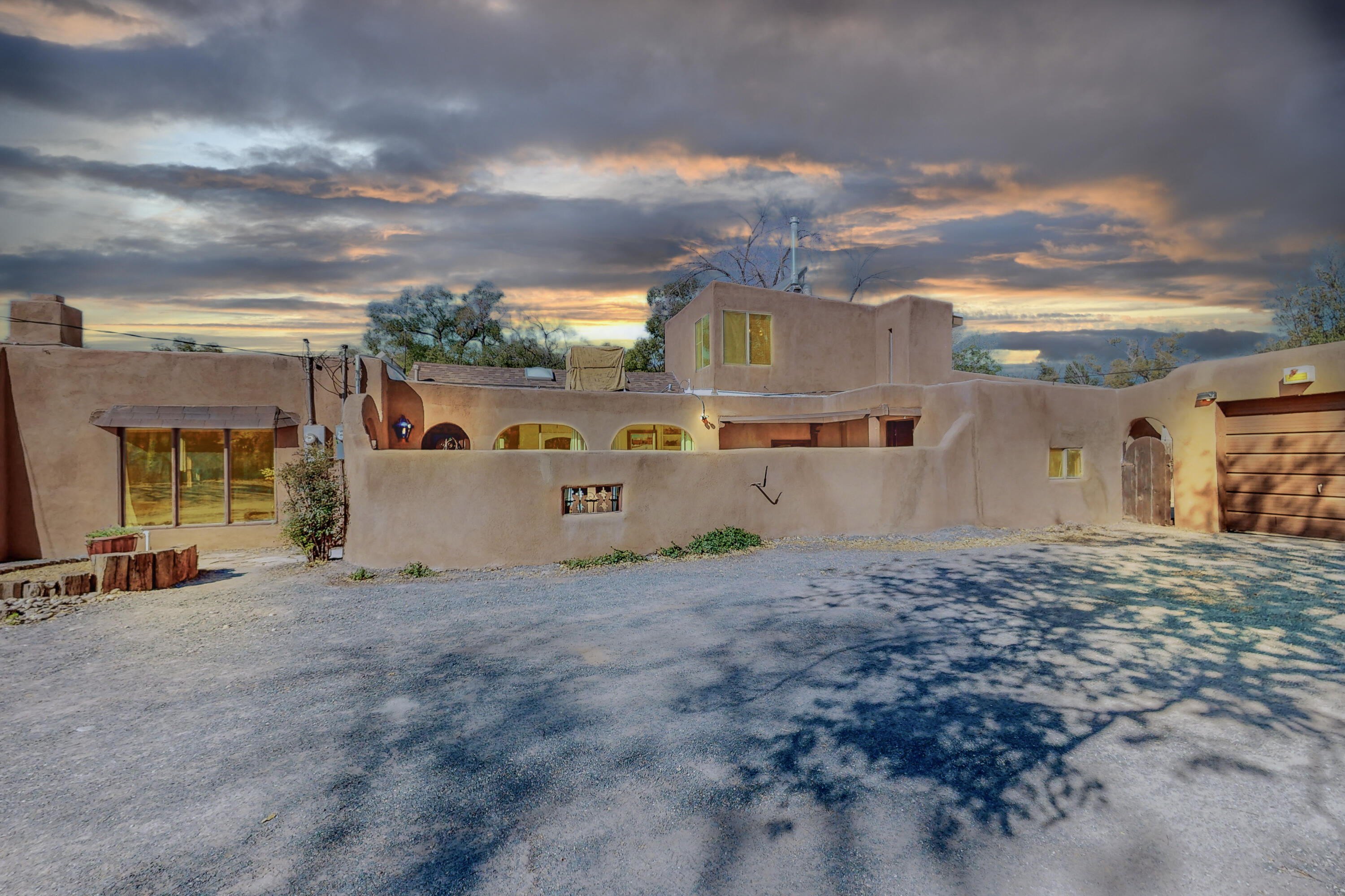 225 A Willow Road NW