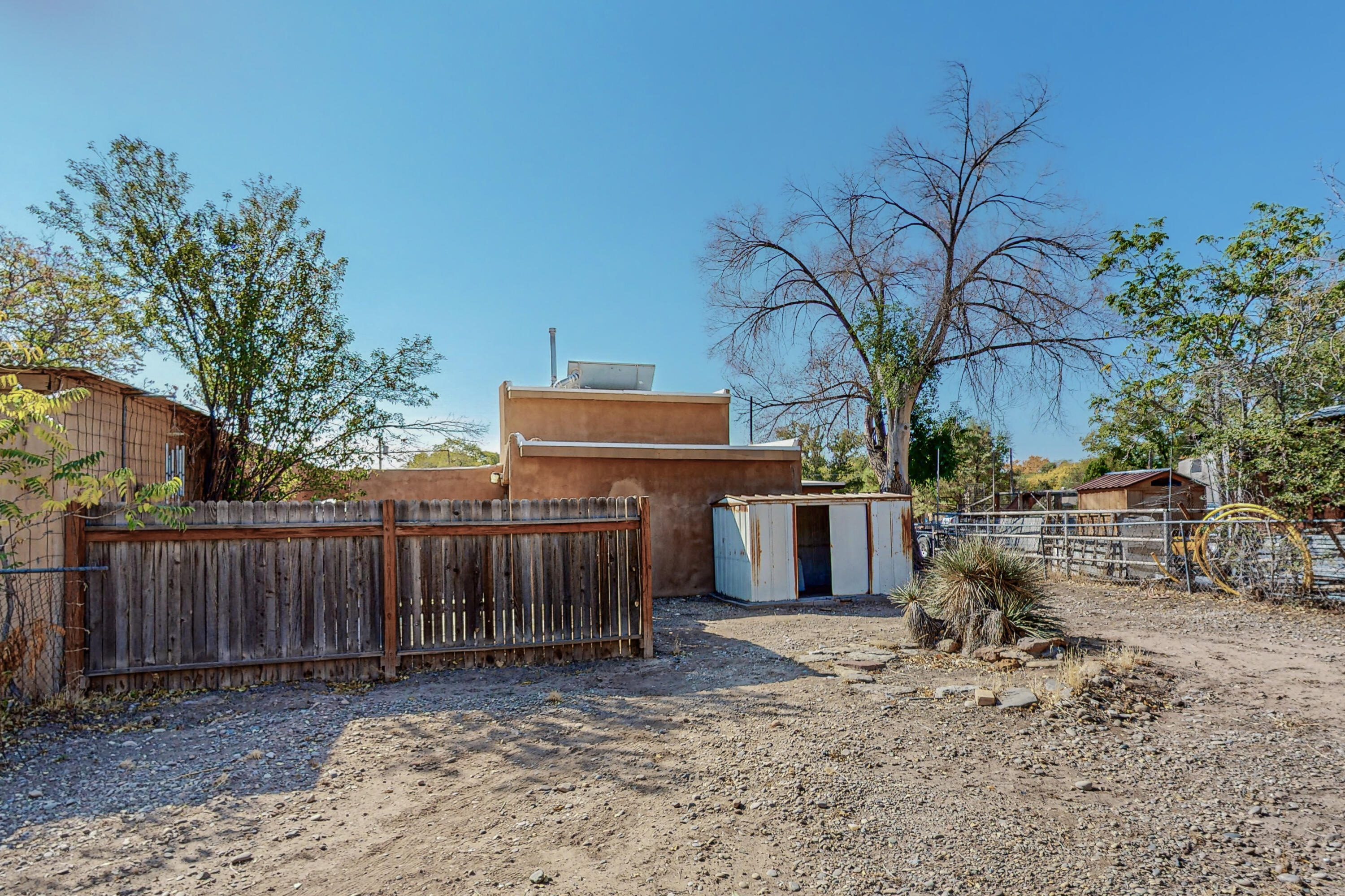 225 A Willow Road NW