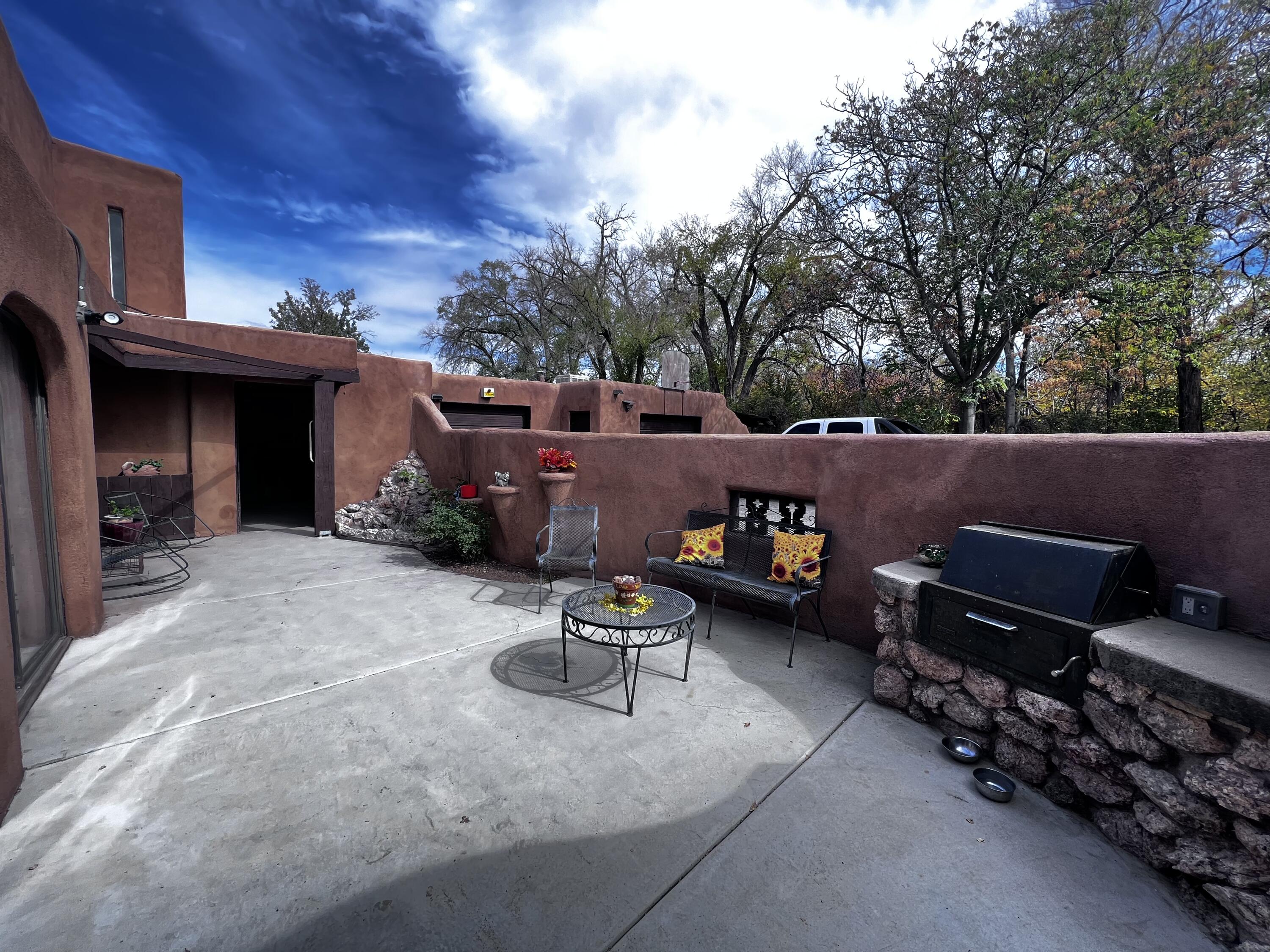 225 A Willow Road NW