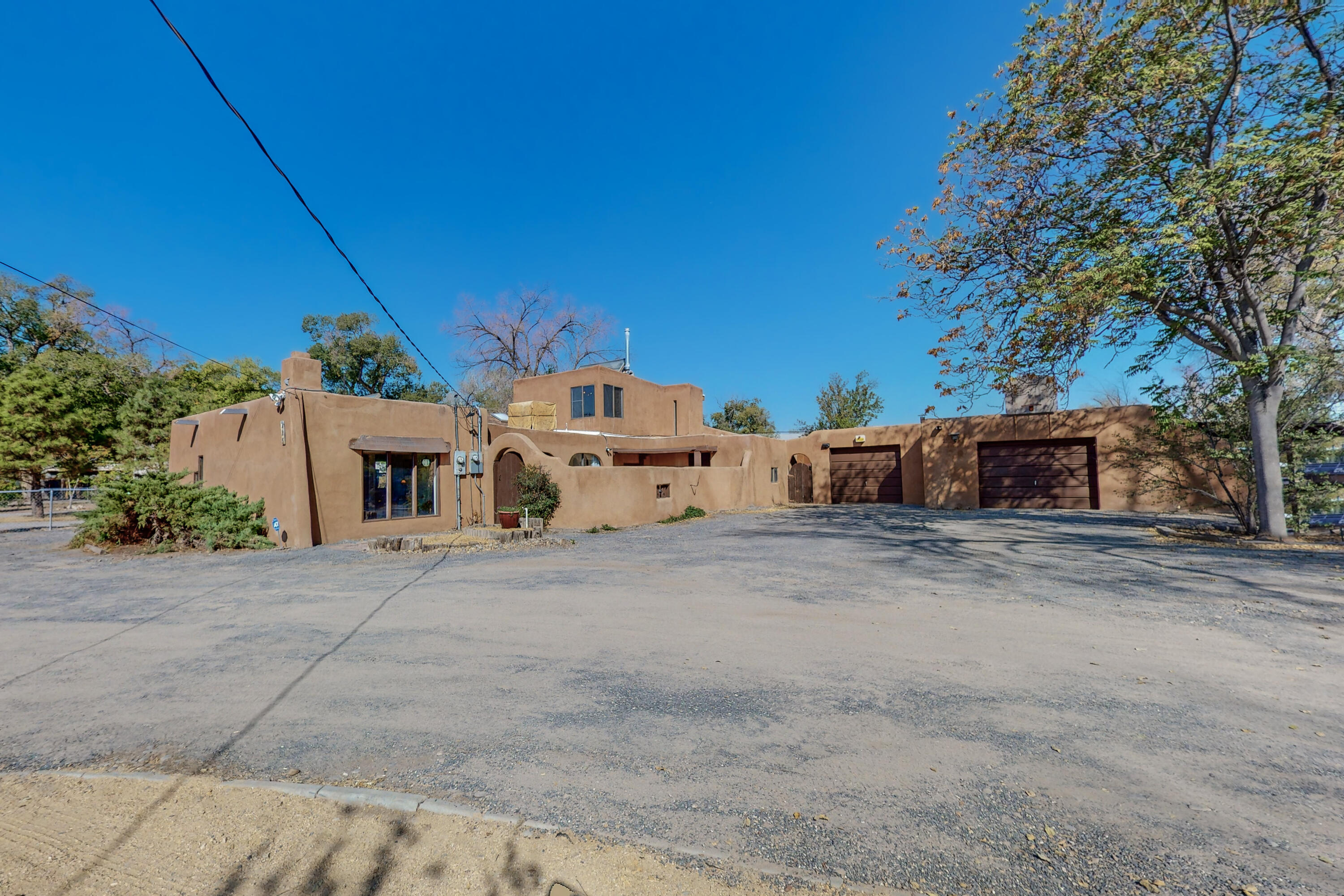 225 A Willow Road NW