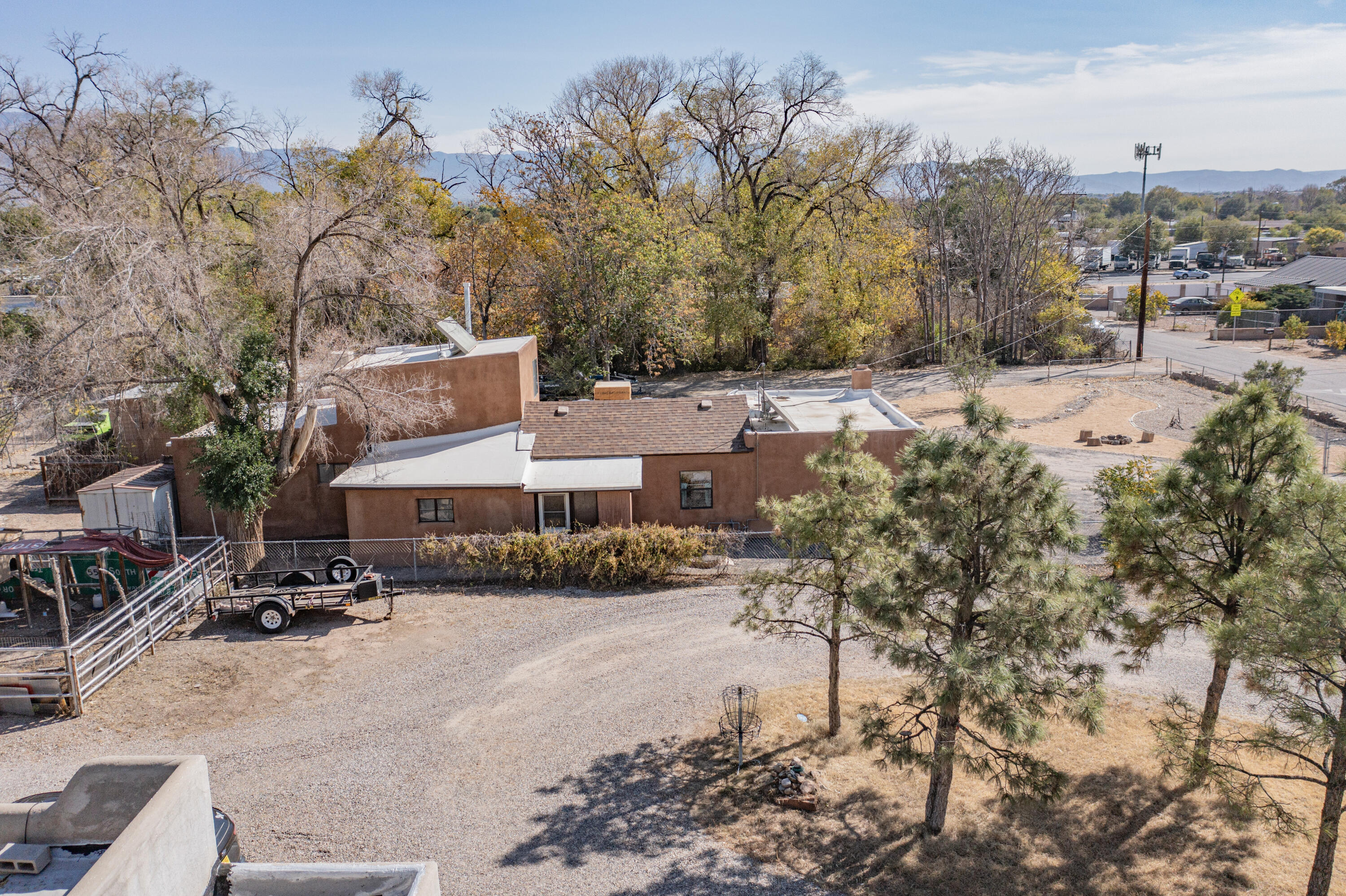 225 A Willow Road NW