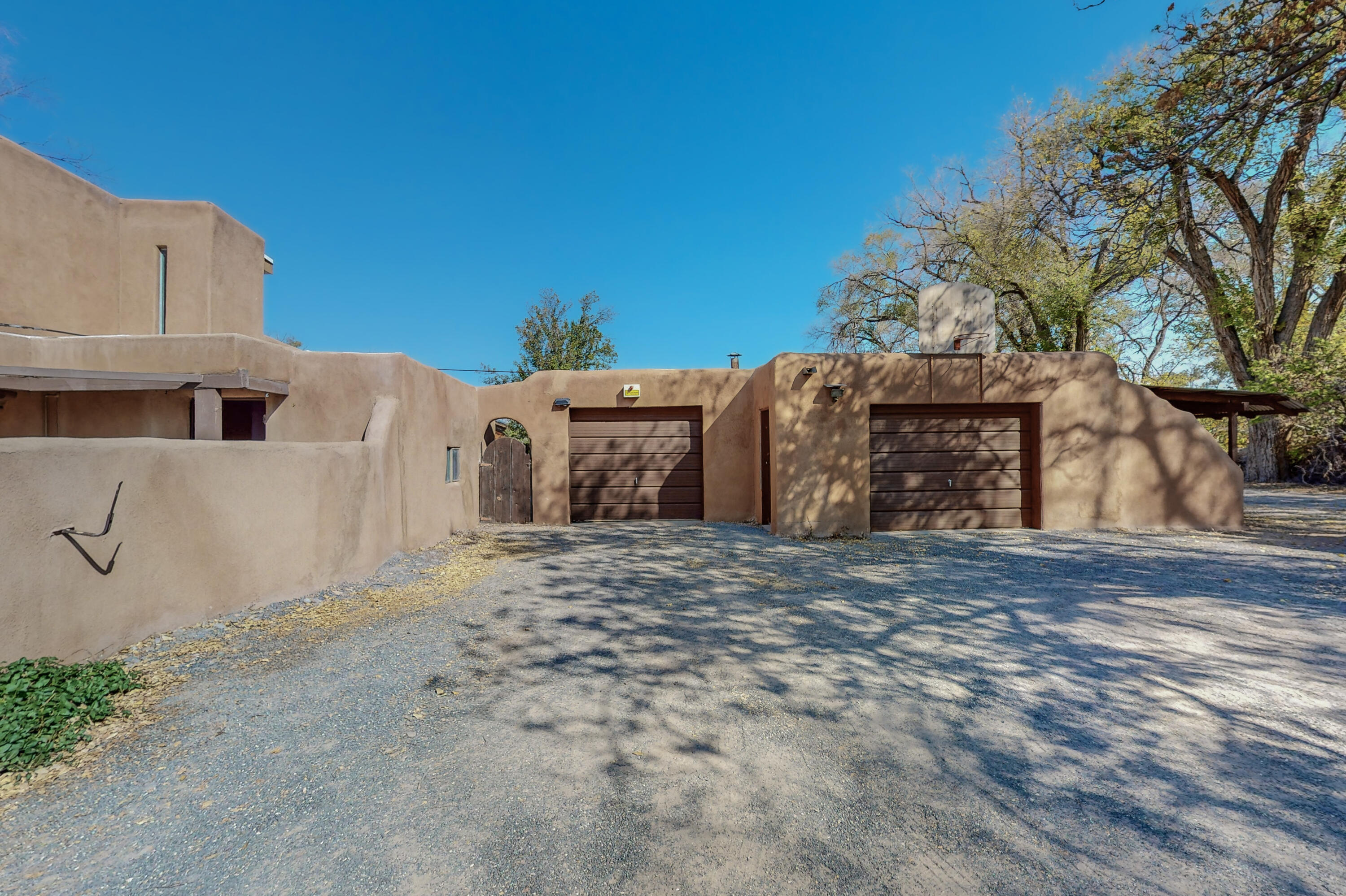 225 A Willow Road NW