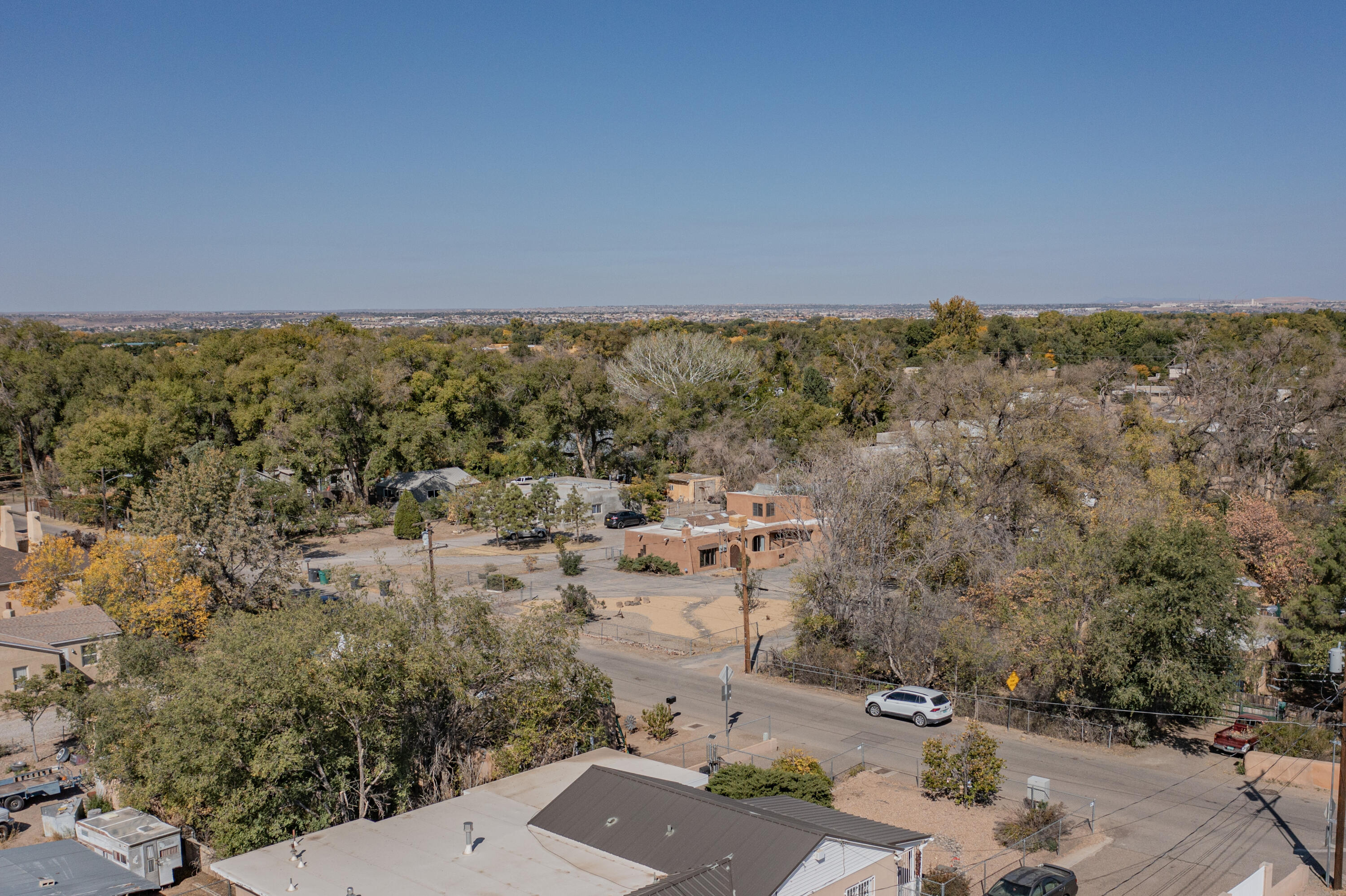 225 A Willow Road NW