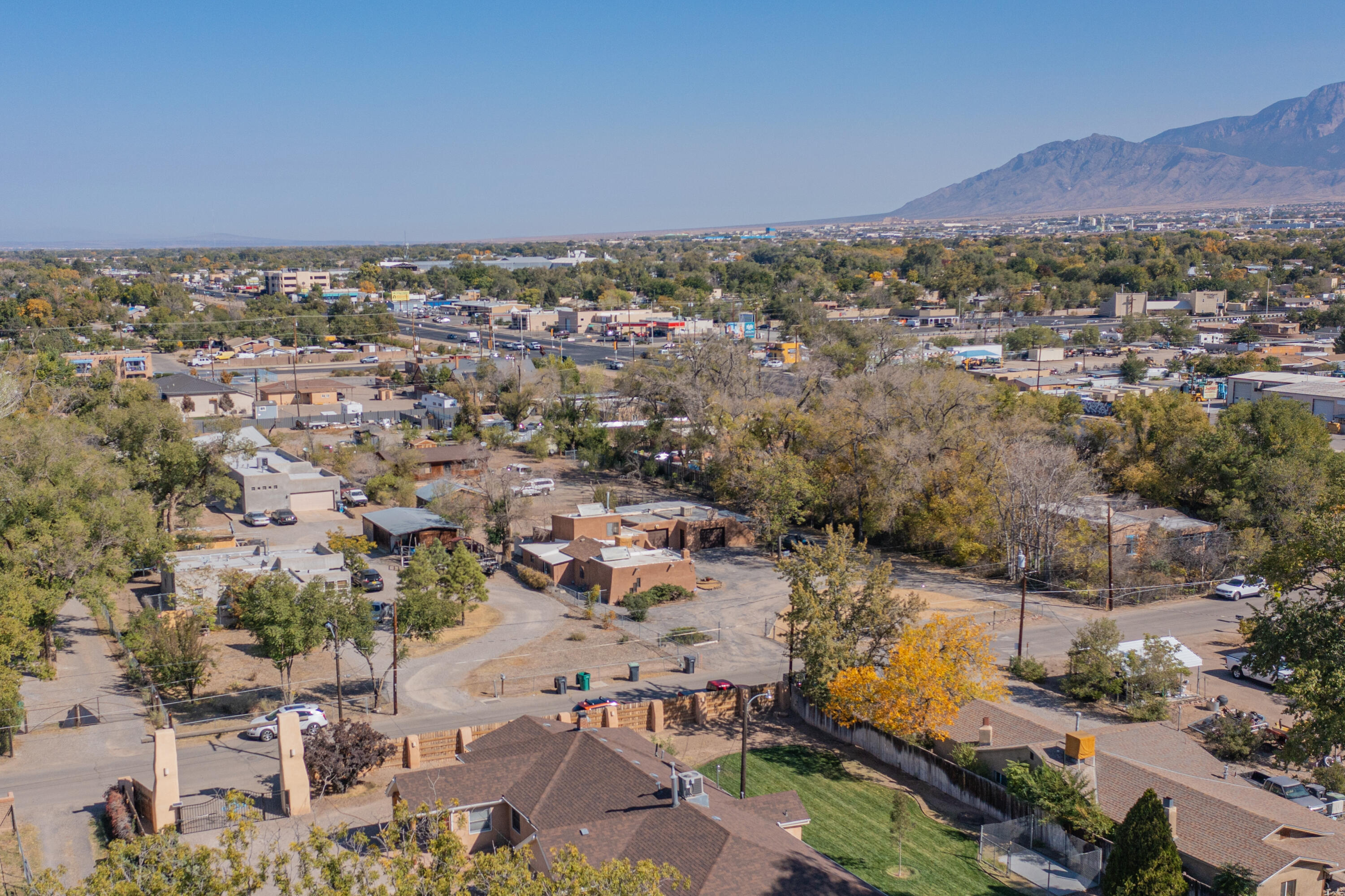 225 A Willow Road NW