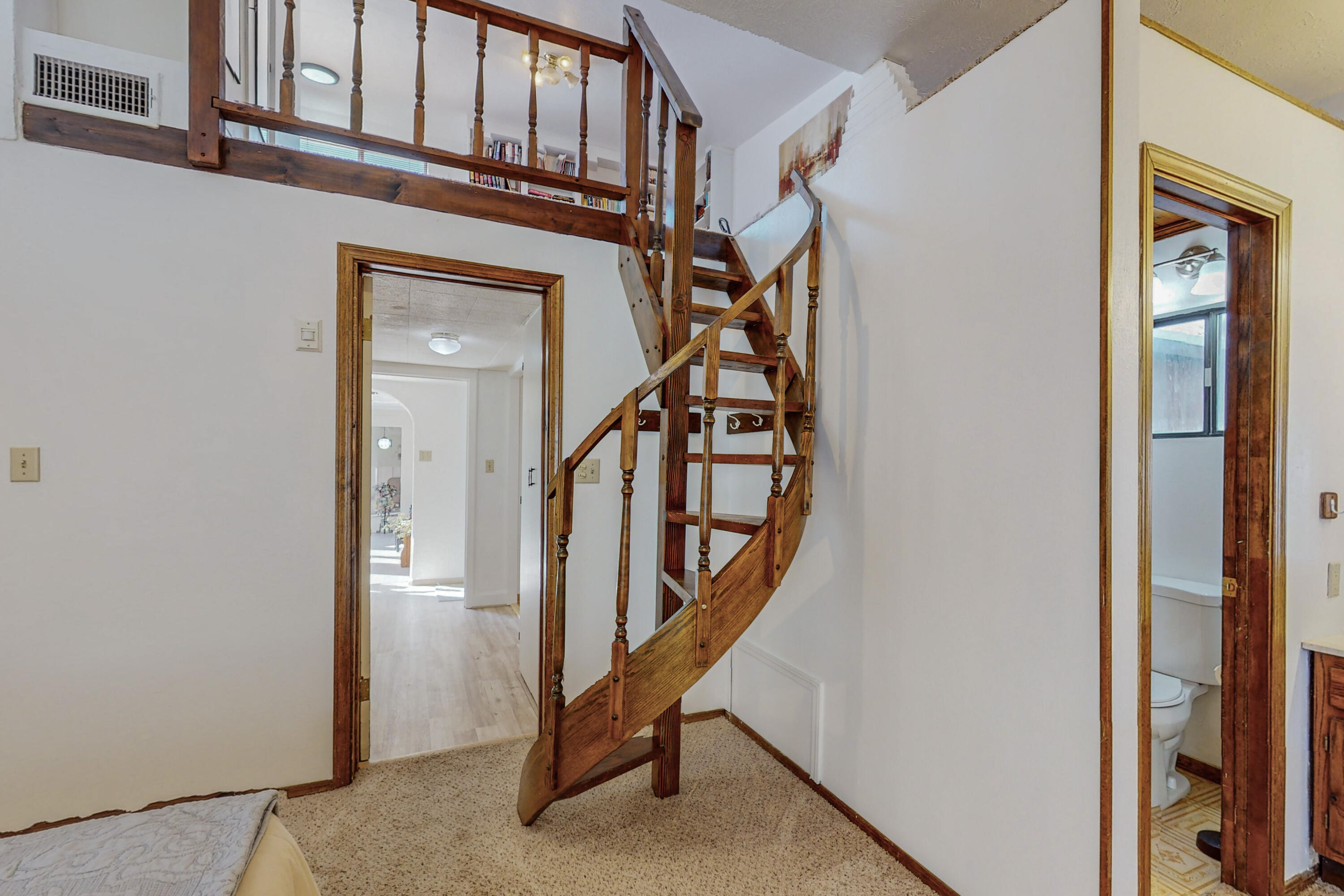 225 A Willow Road NW