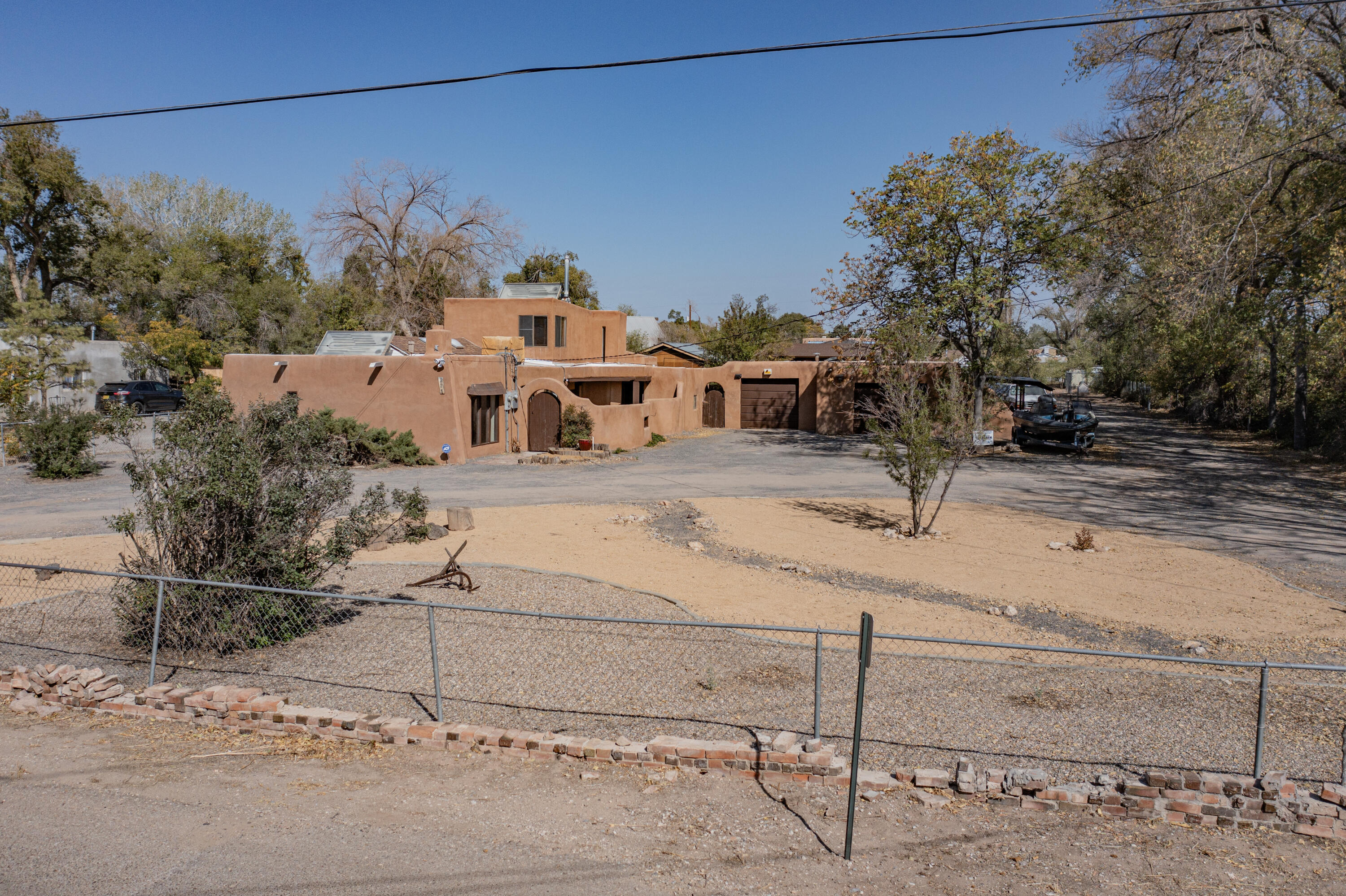 225 A Willow Road NW