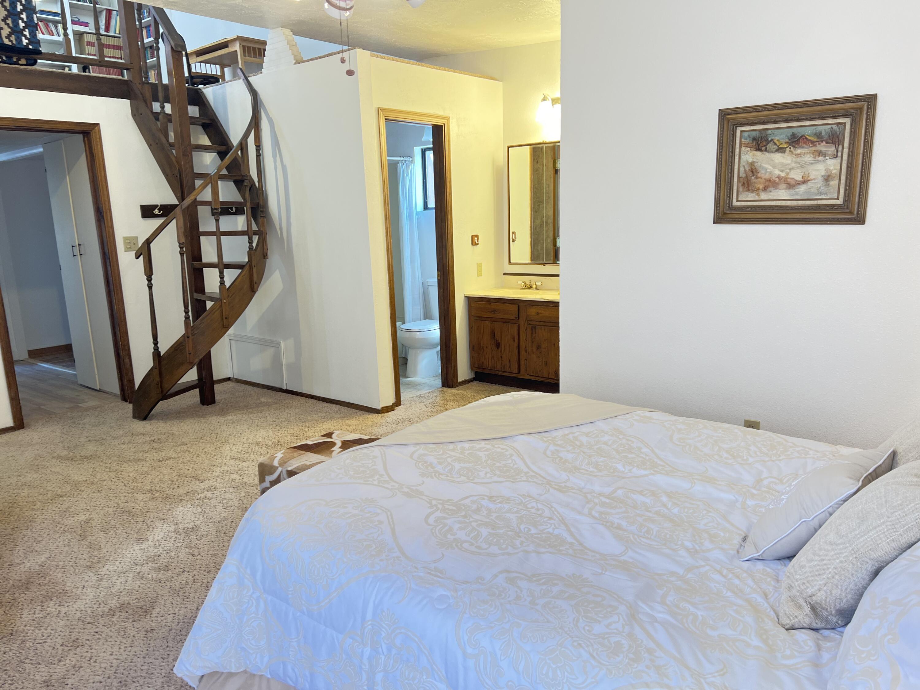 225 A Willow Road NW