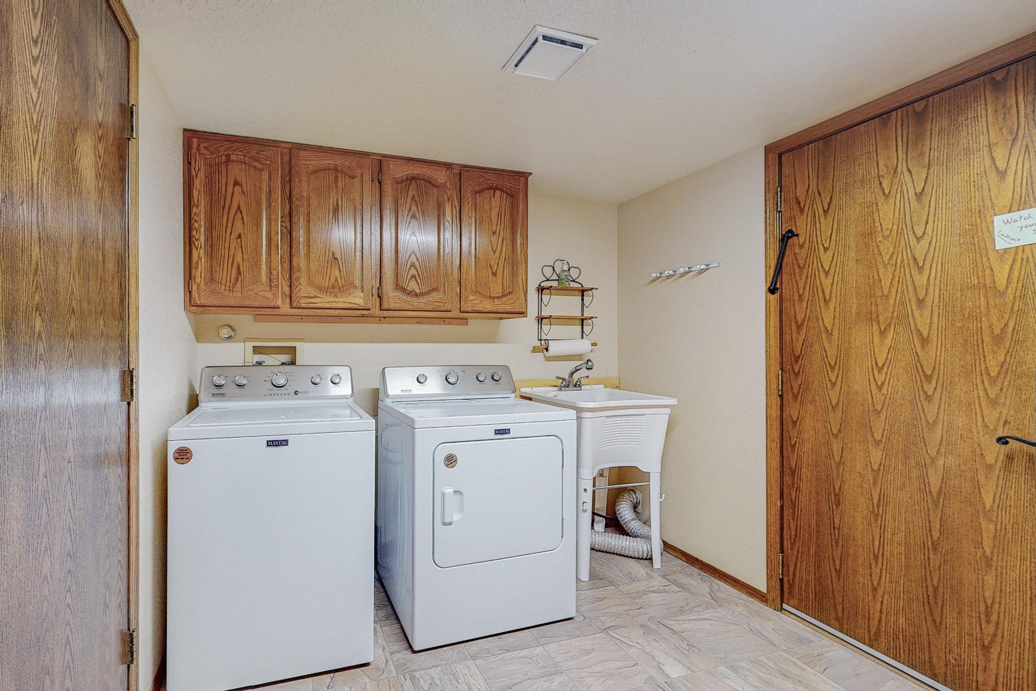 10520 Calle Sombra NW