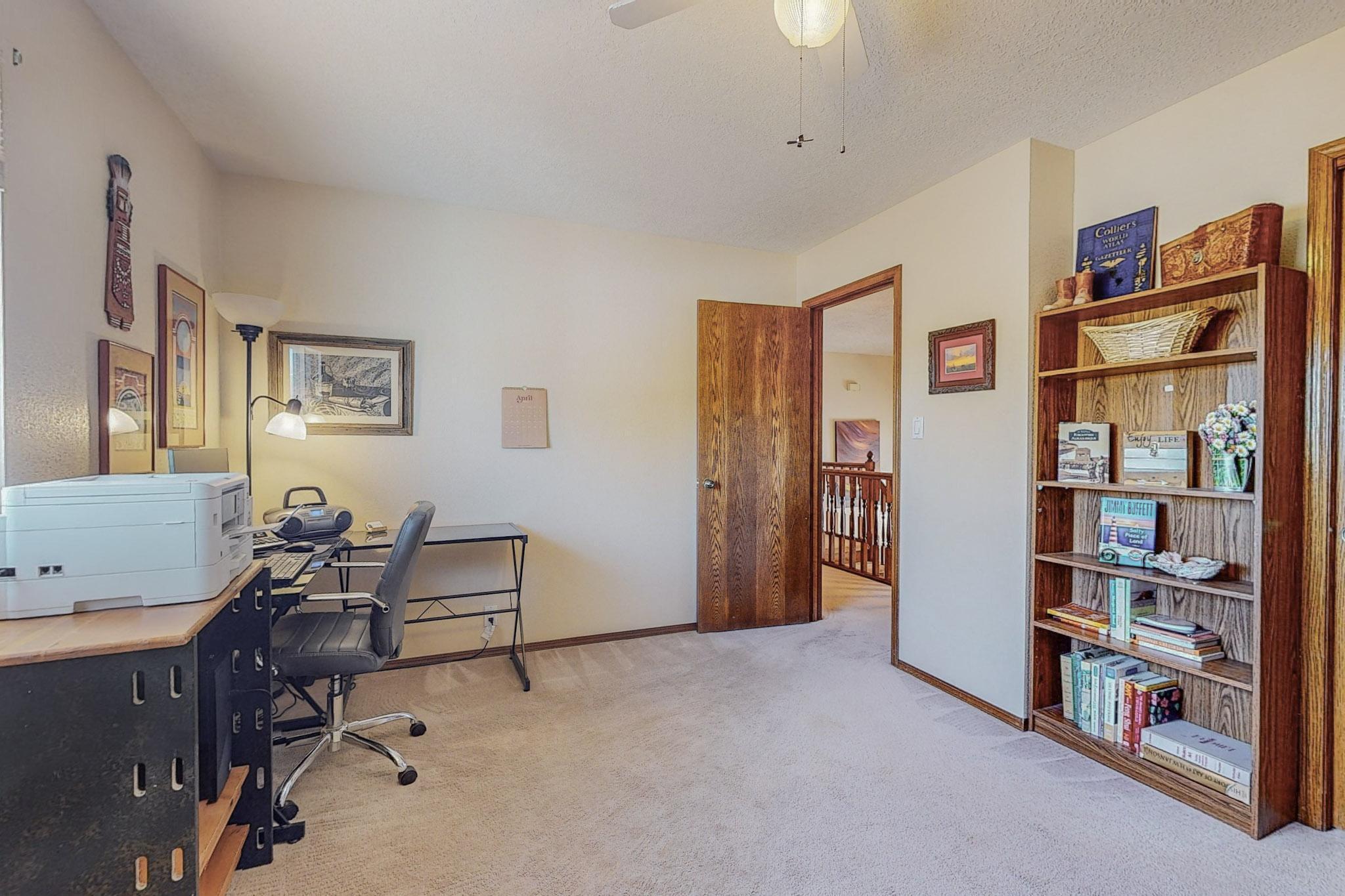 10520 Calle Sombra NW