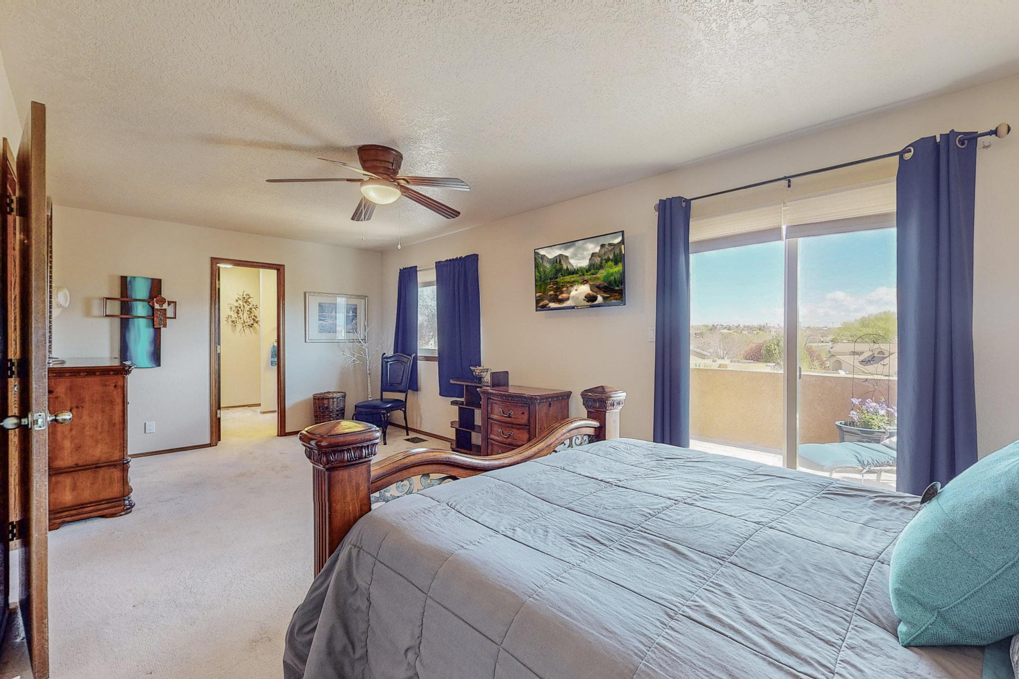 10520 Calle Sombra NW