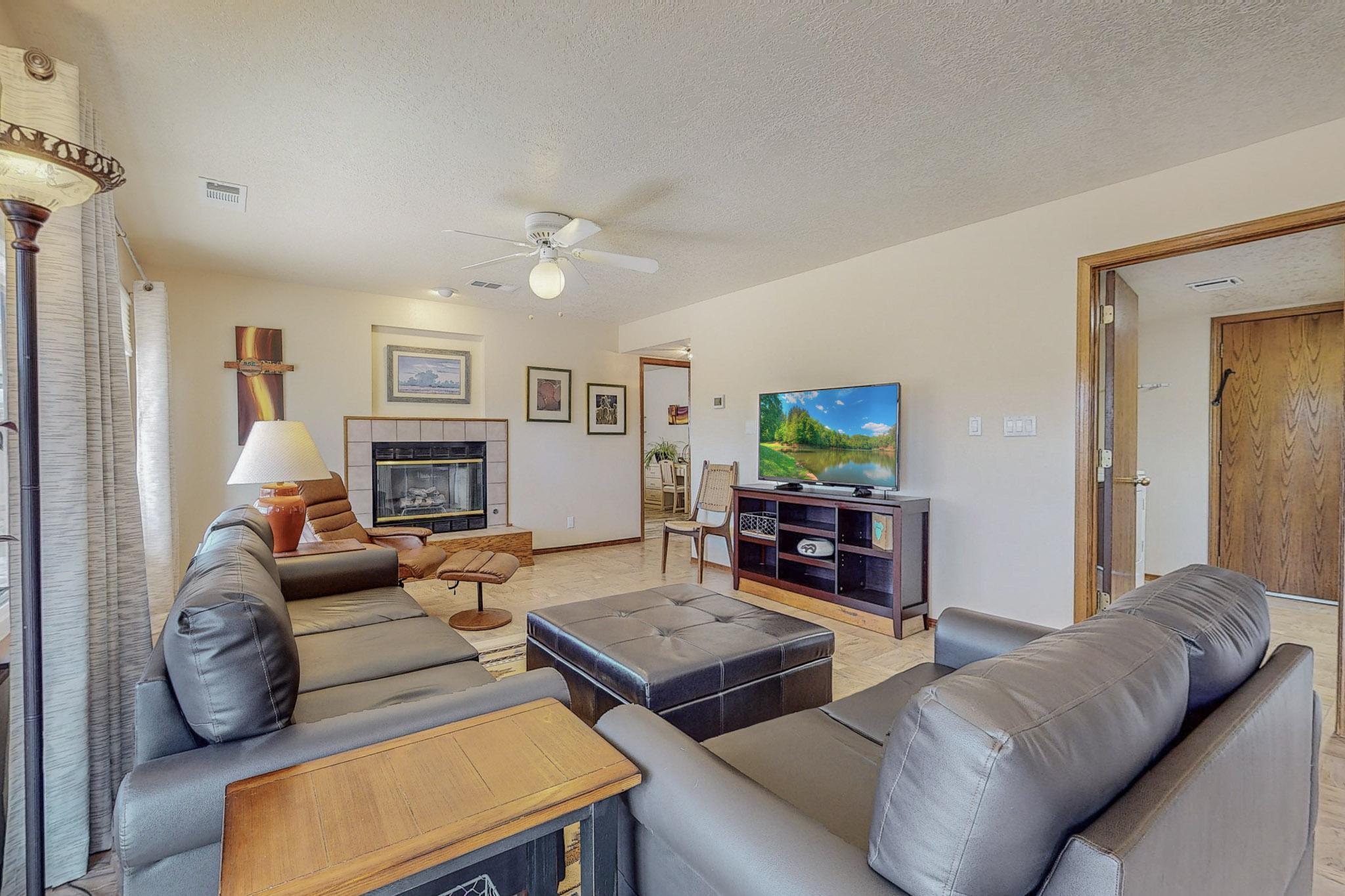 10520 Calle Sombra NW