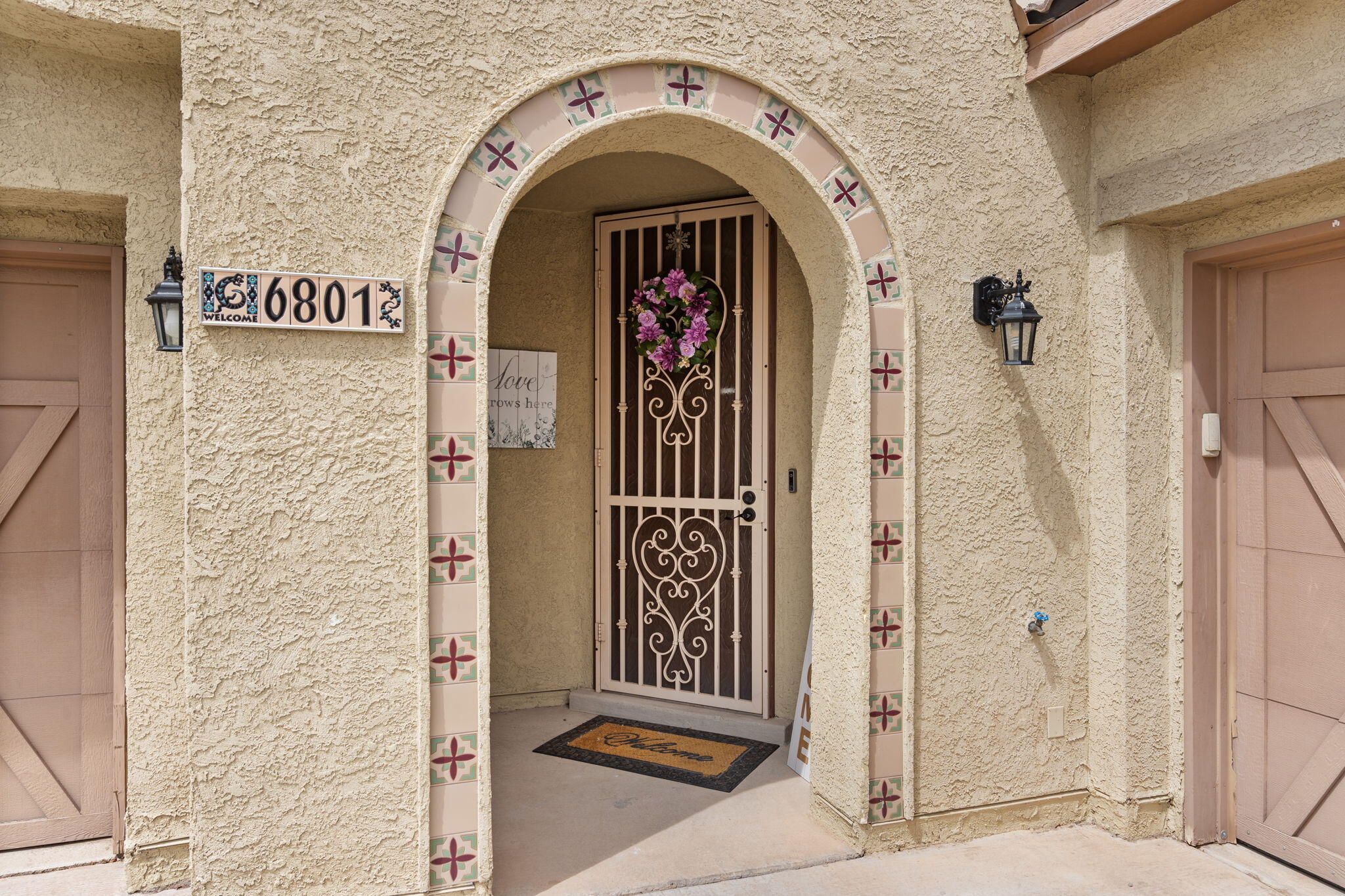 6801 Old Mesa Drive NW