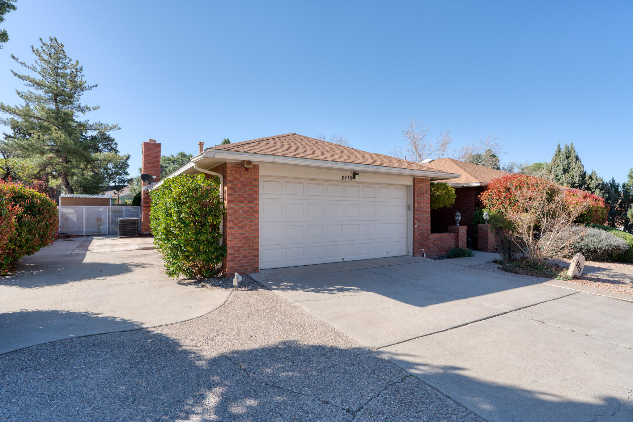 8812 Camino Del Sol NE