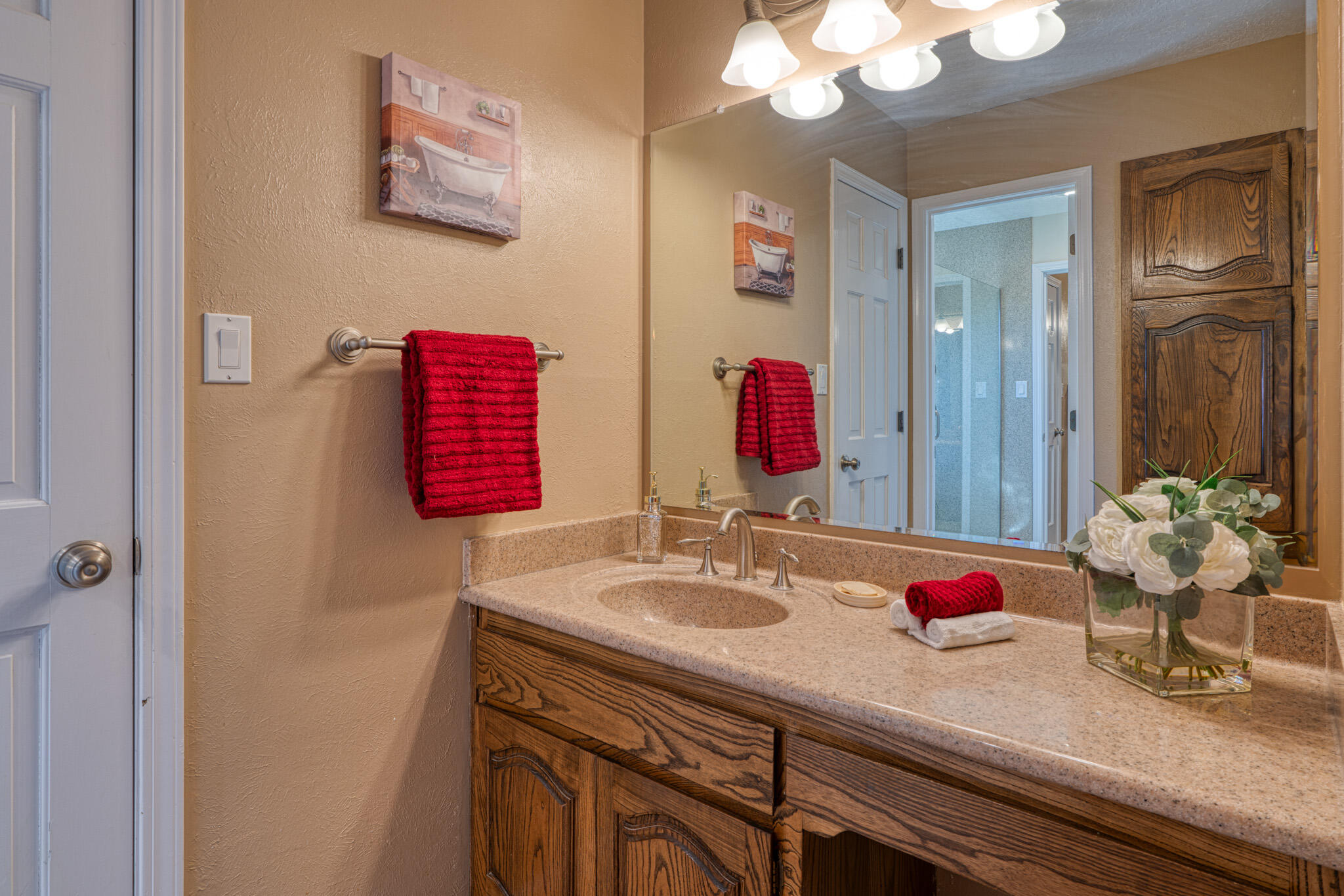 8812 Camino Del Sol NE