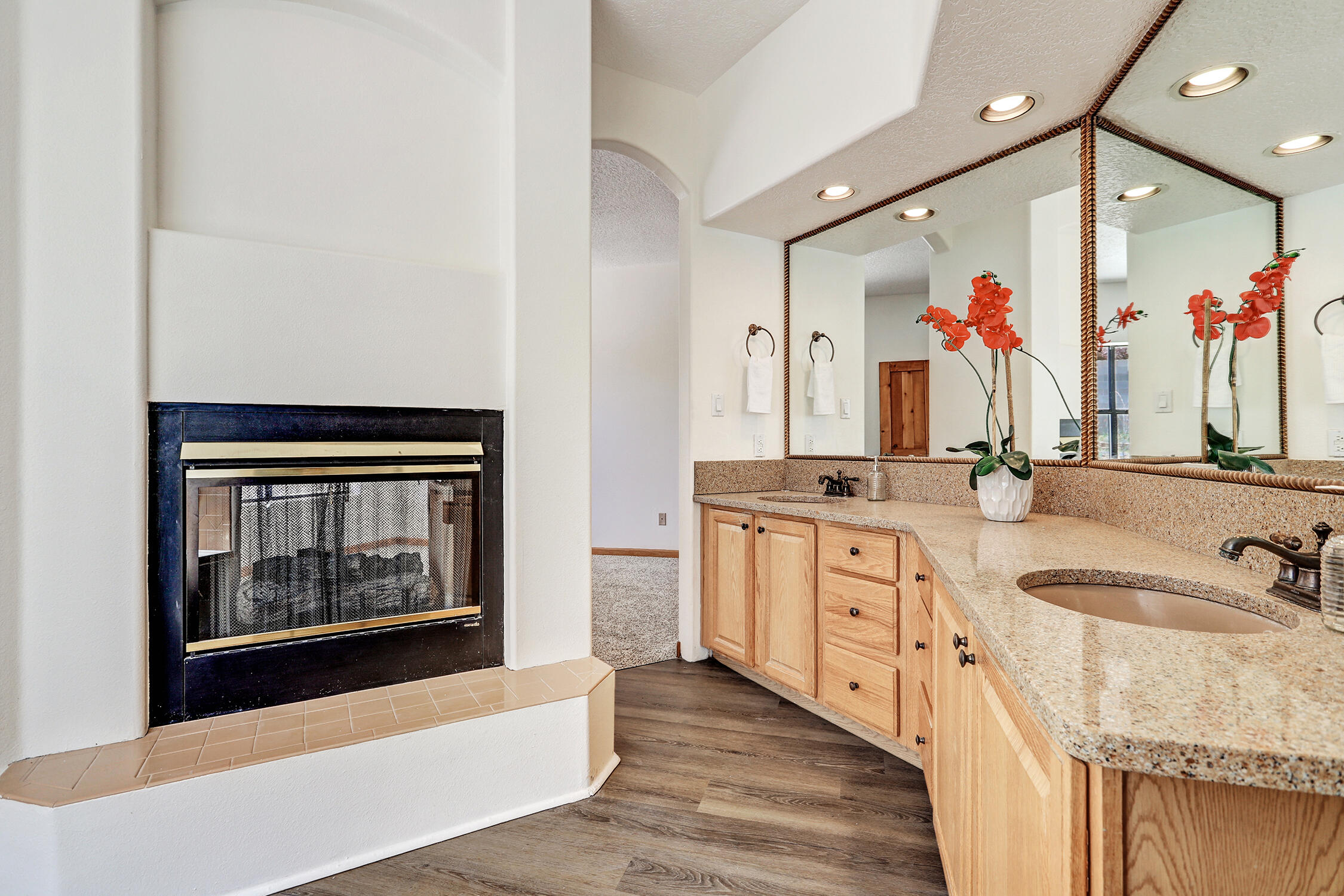 10501 Sorrento Drive NW