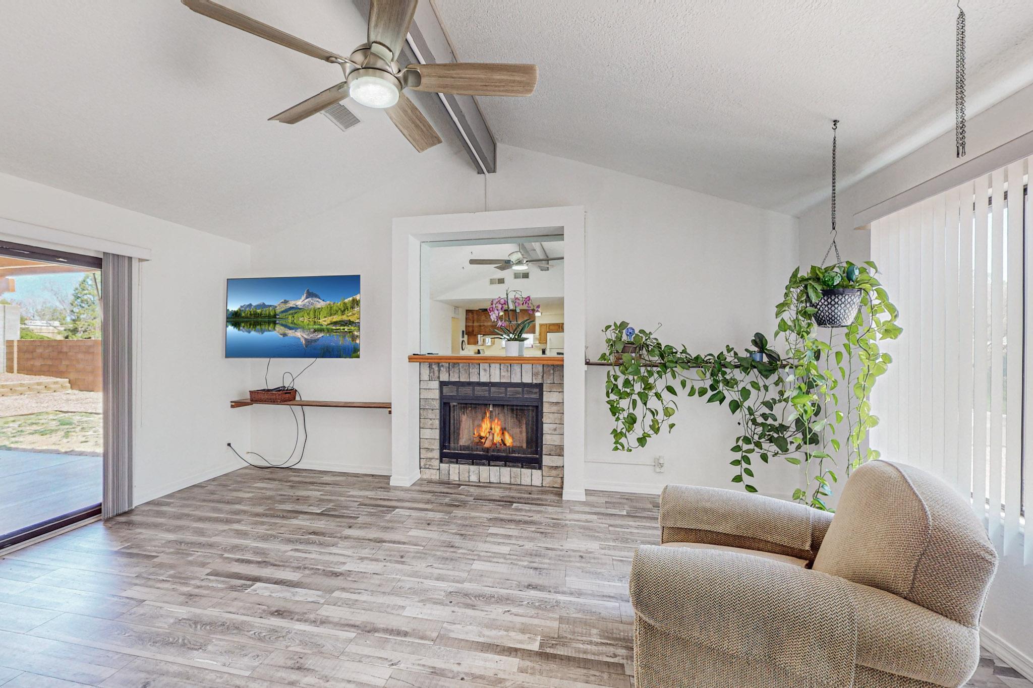 7831 Wagon Mound Court NW