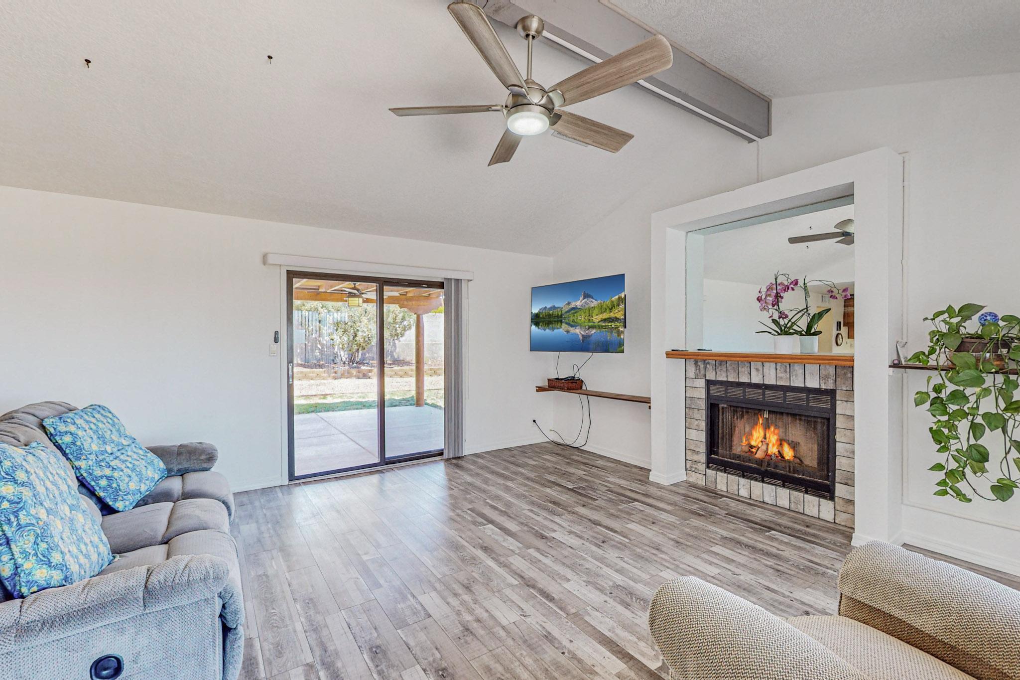 7831 Wagon Mound Court NW