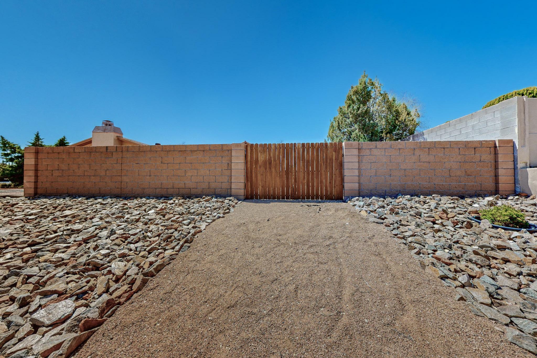 7831 Wagon Mound Court NW