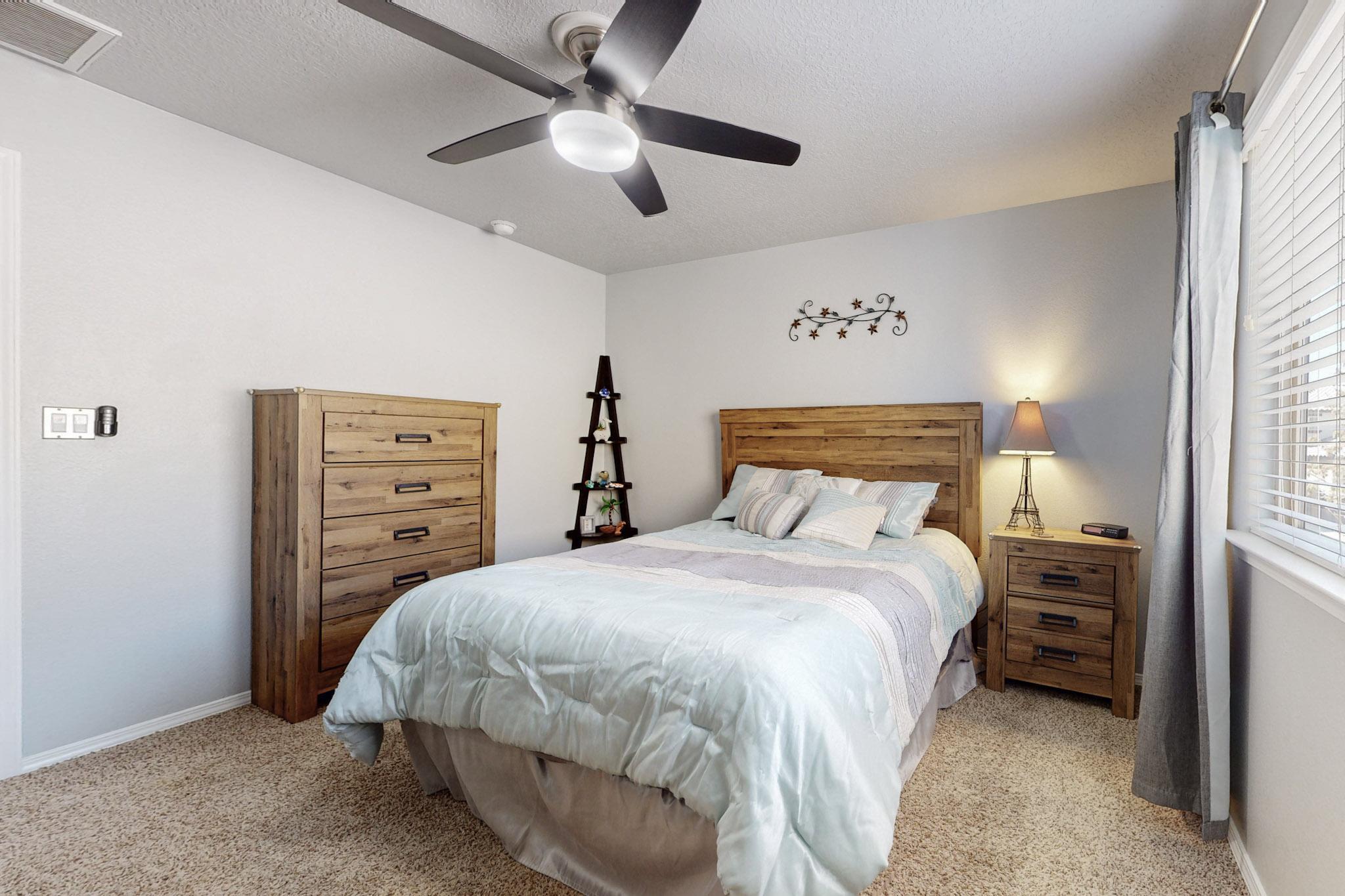 502 Palo Alto Drive NE