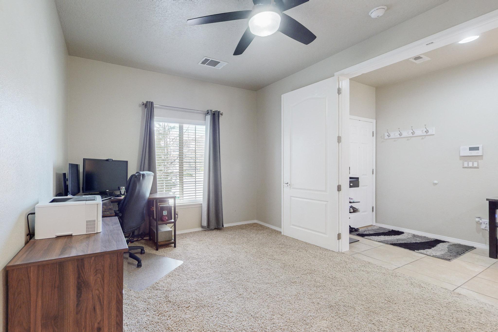 502 Palo Alto Drive NE