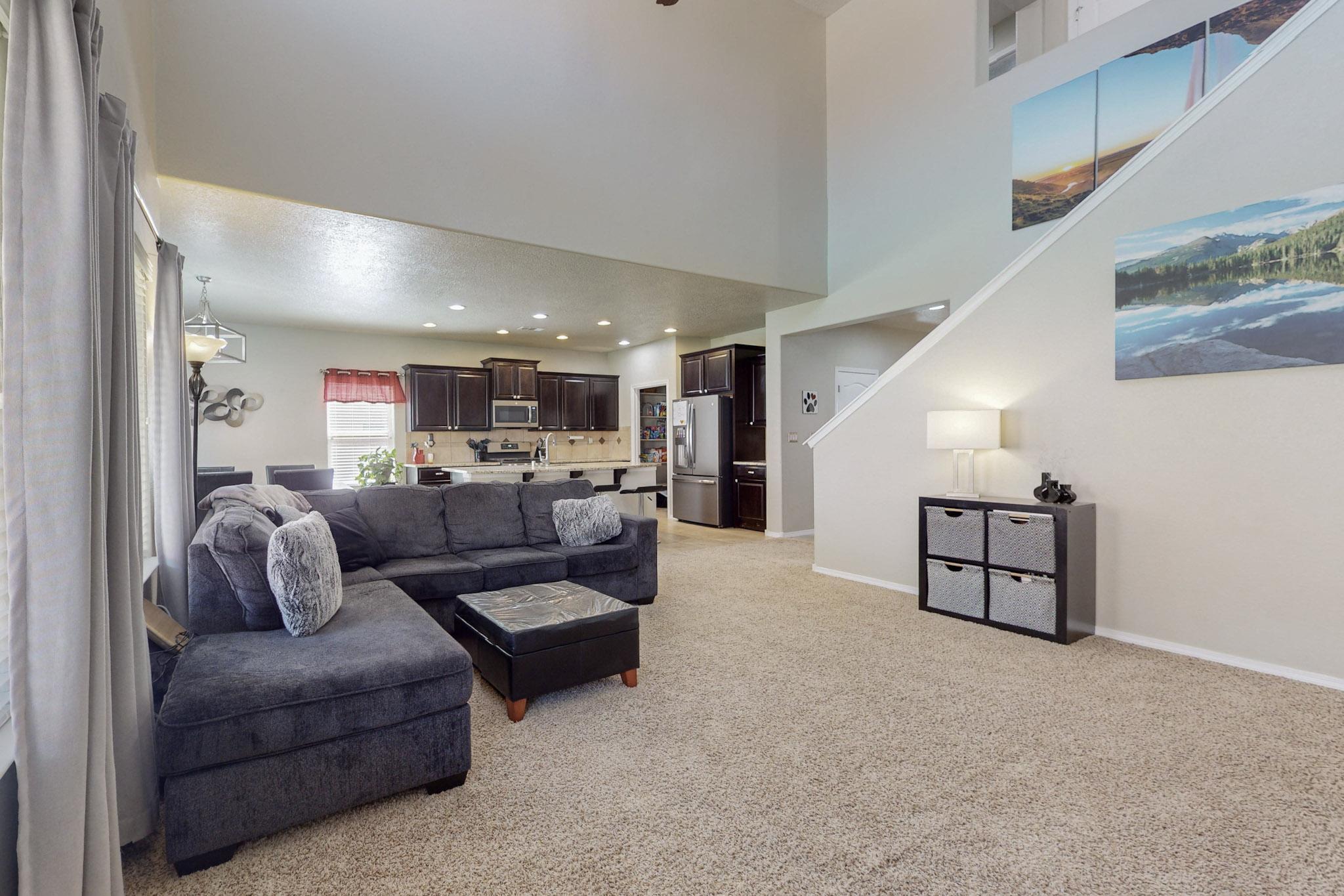 502 Palo Alto Drive NE