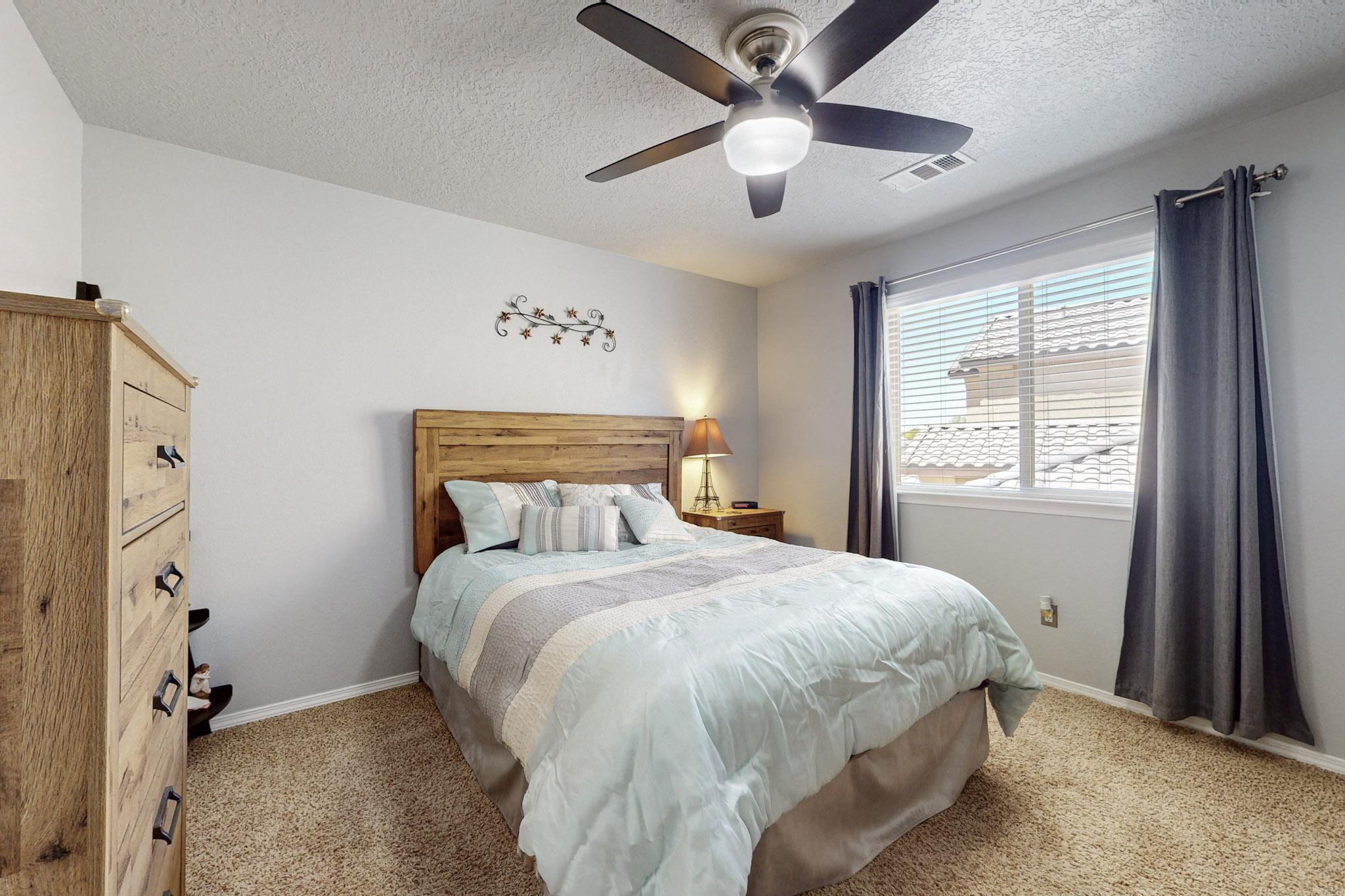 502 Palo Alto Drive NE