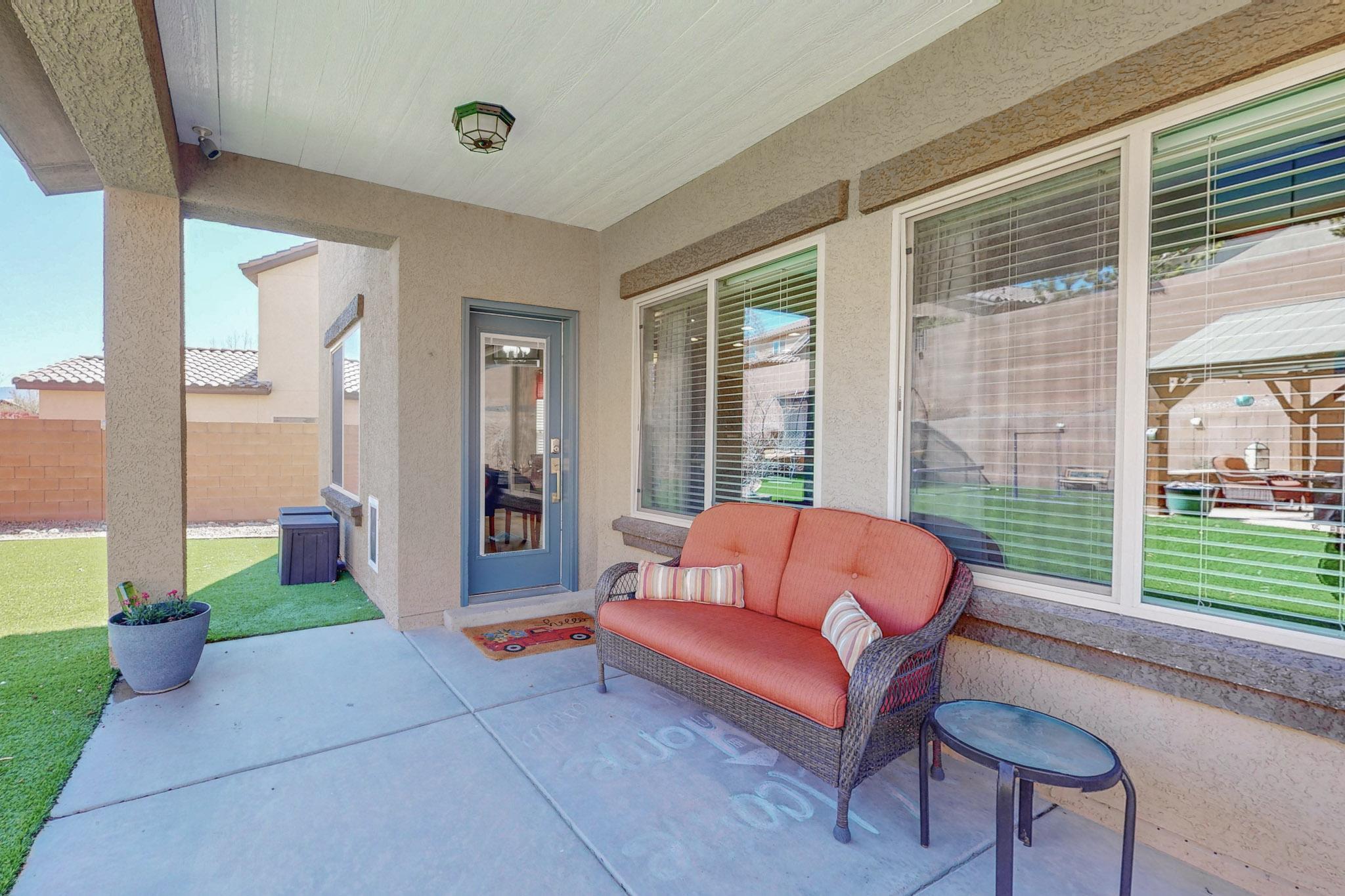 502 Palo Alto Drive NE