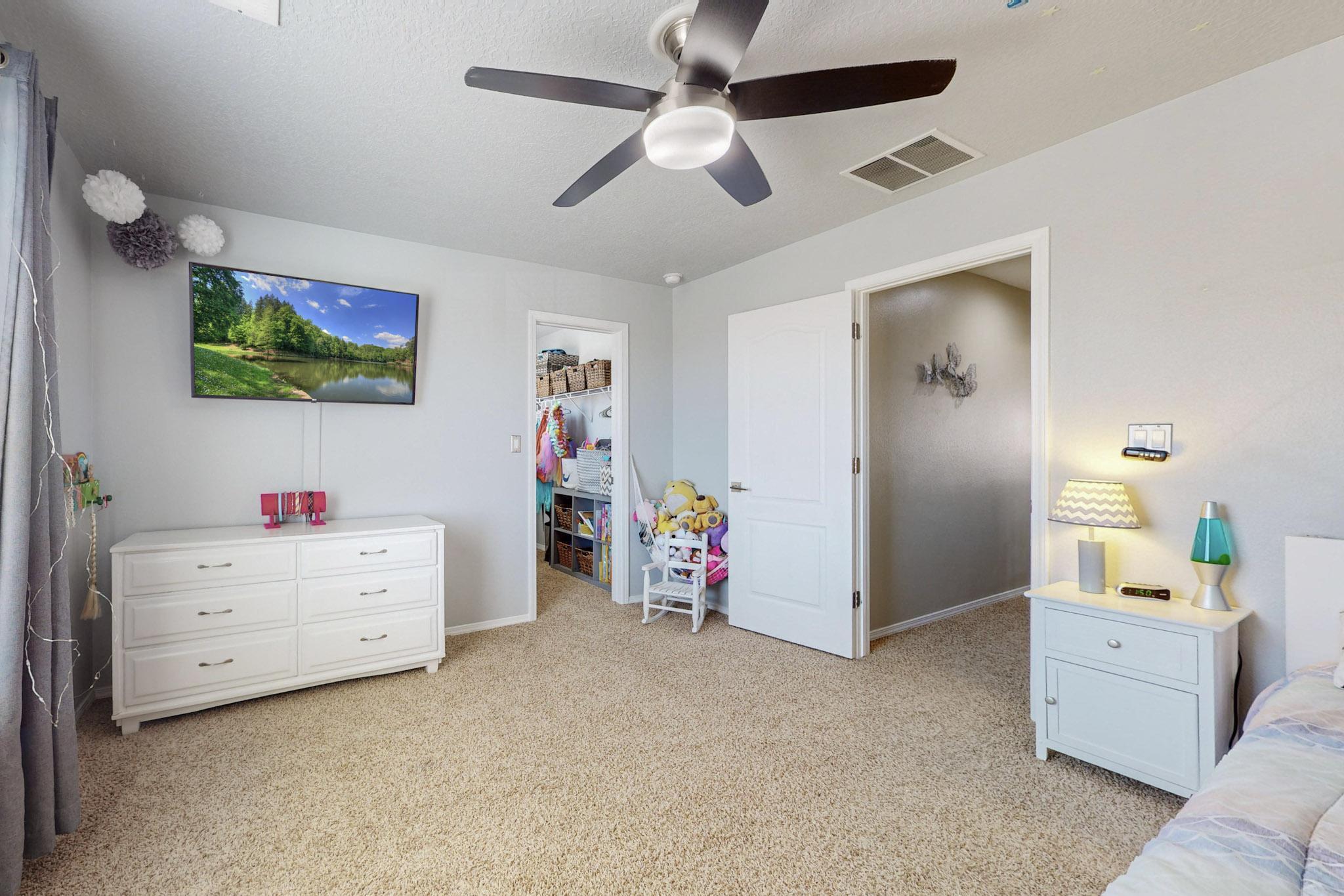 502 Palo Alto Drive NE