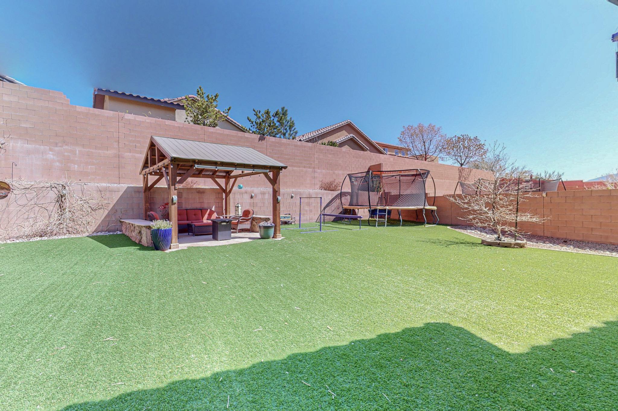 502 Palo Alto Drive NE