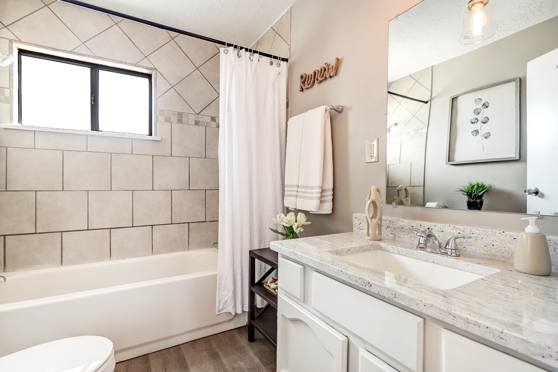 3415 E Martinez Road