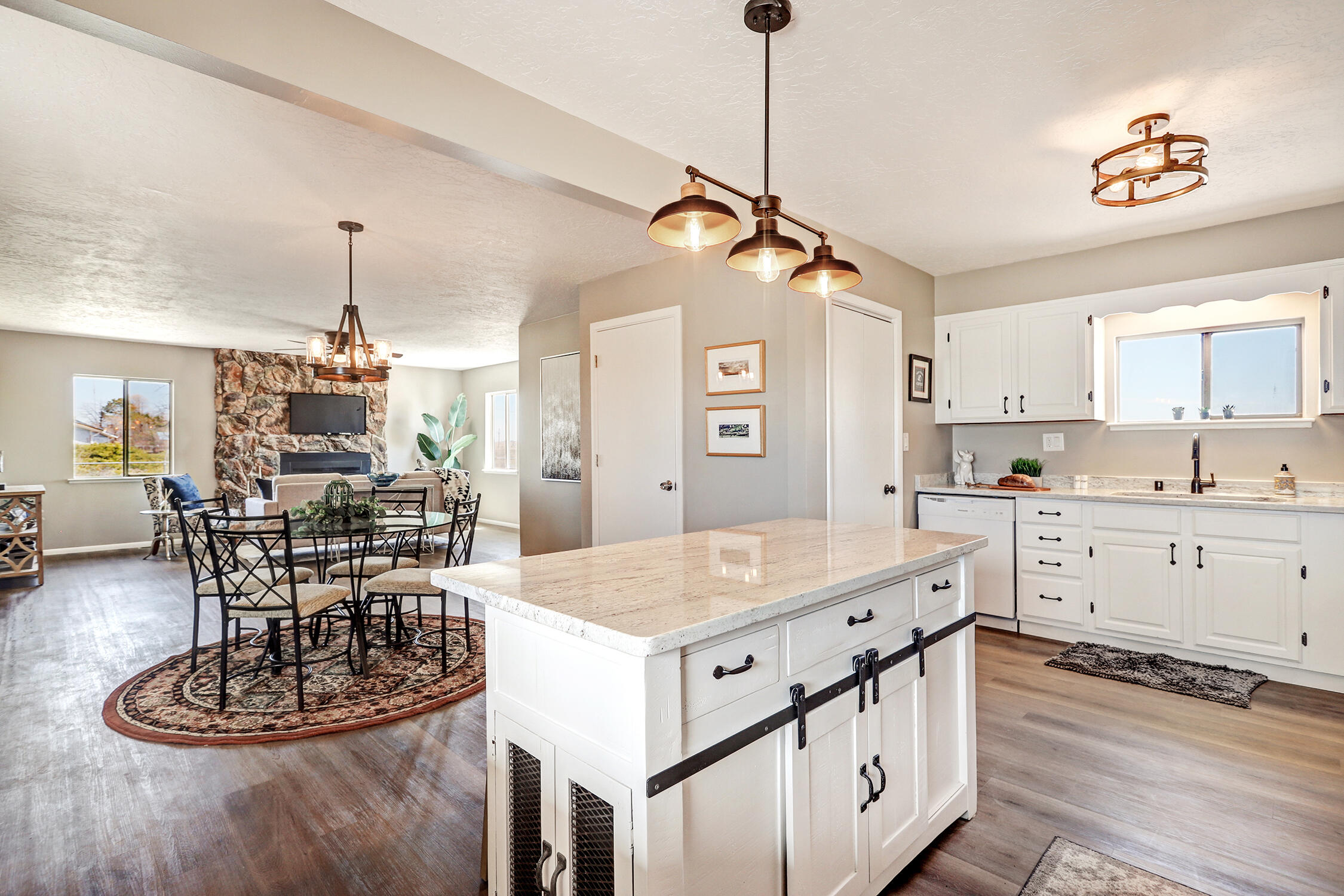 3415 E Martinez Road