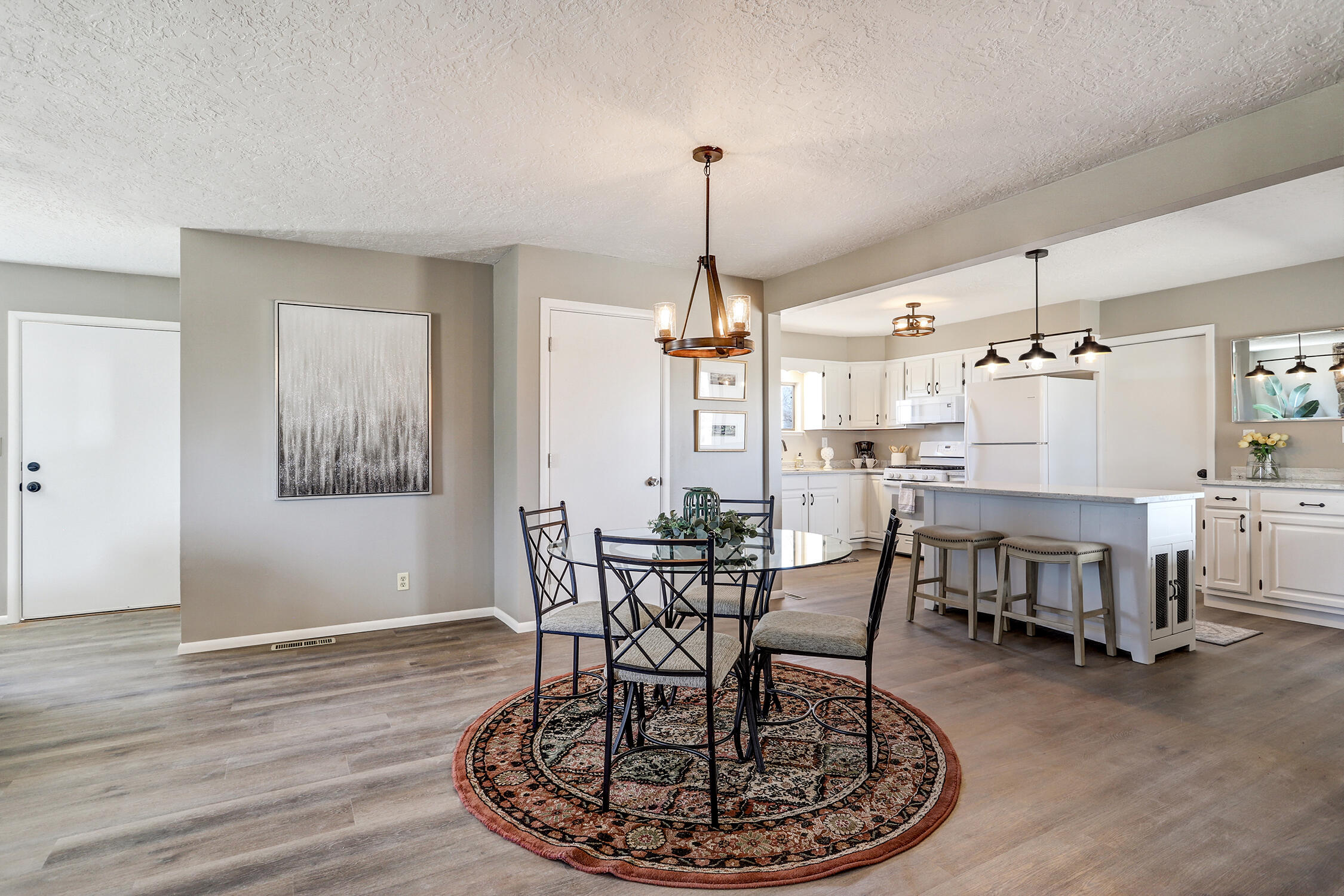 3415 E Martinez Road