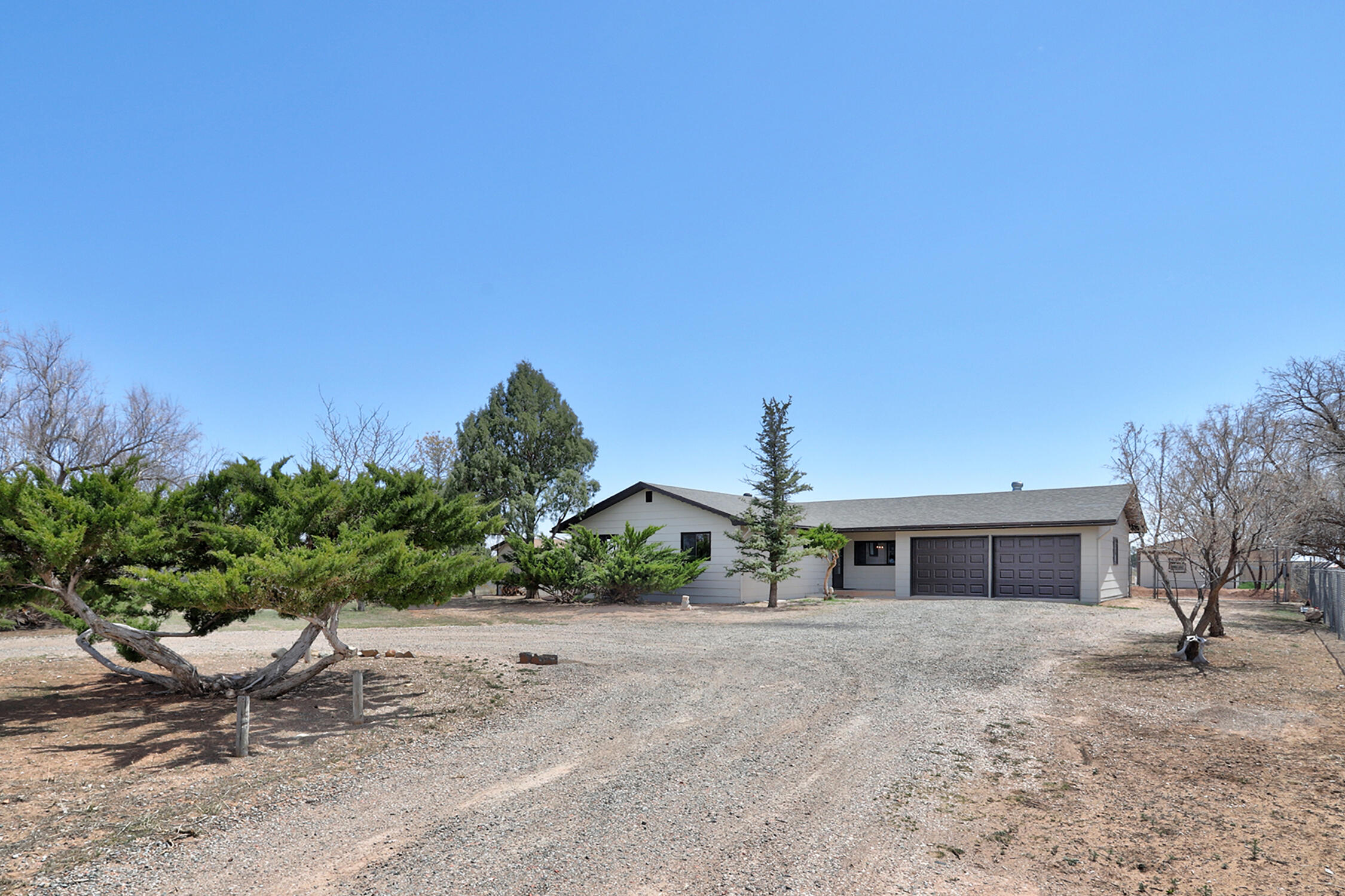 3415 E Martinez Road