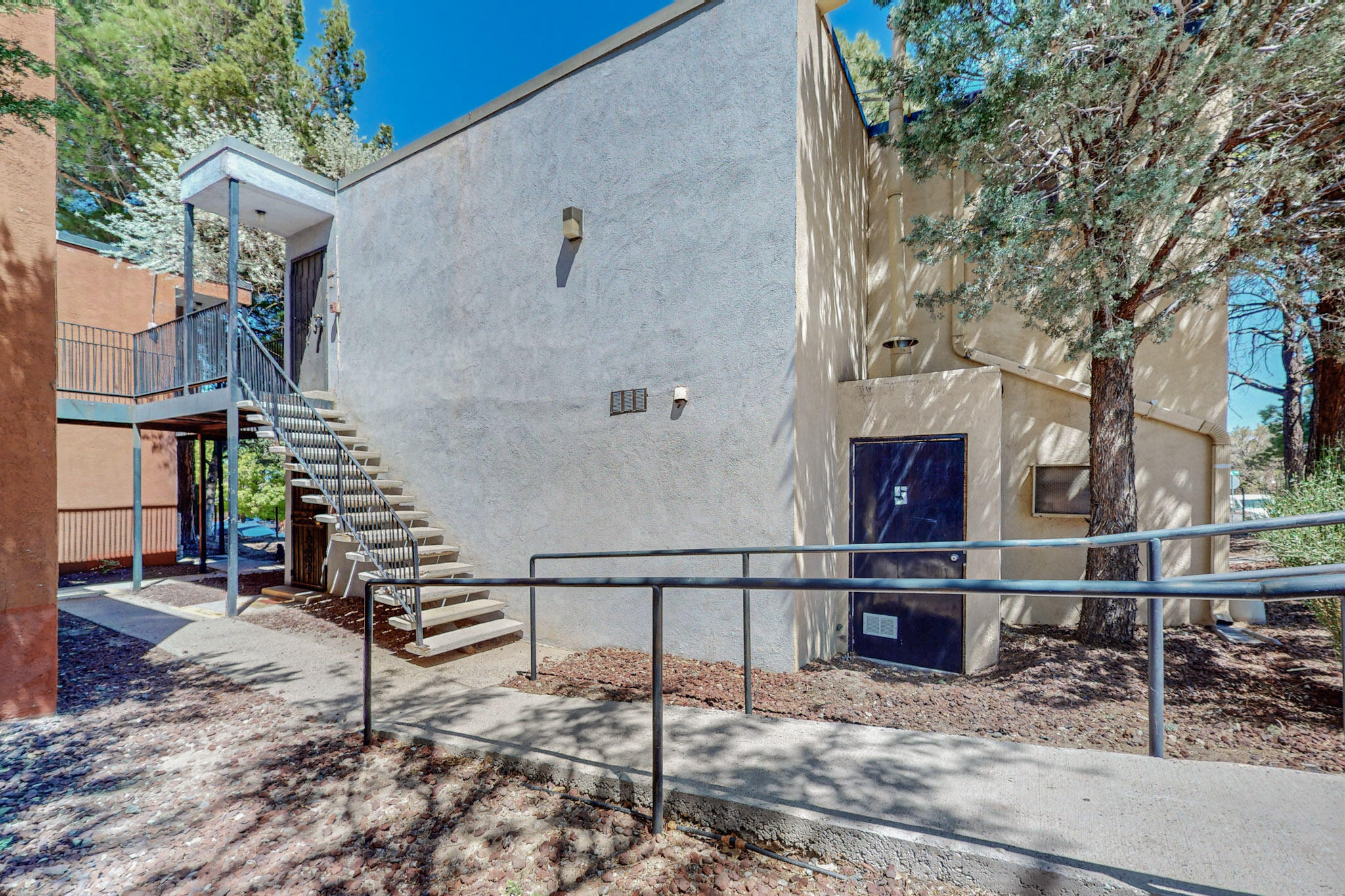2800 Vail SE 153