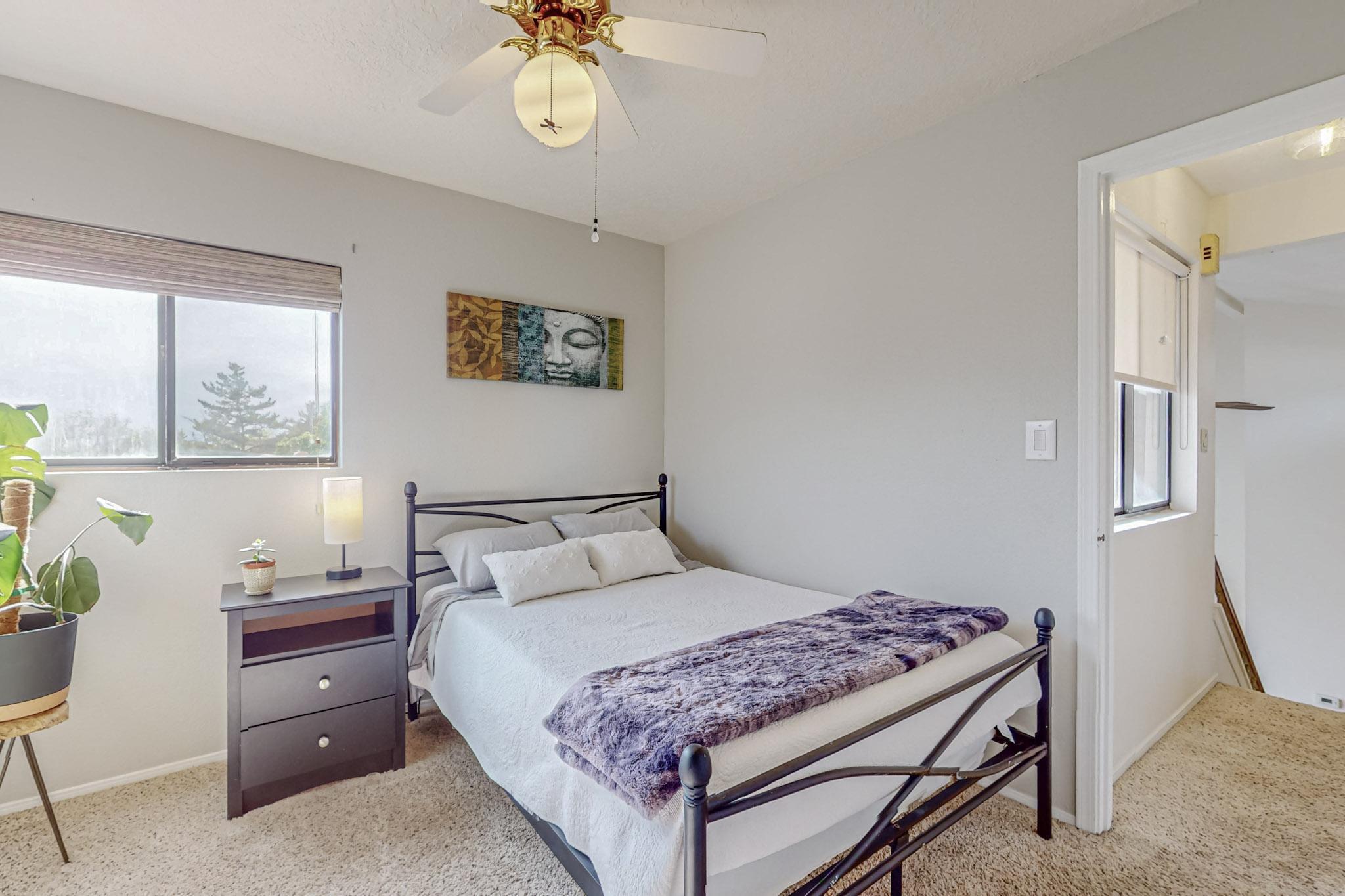 10215 Oso Grande Road NE