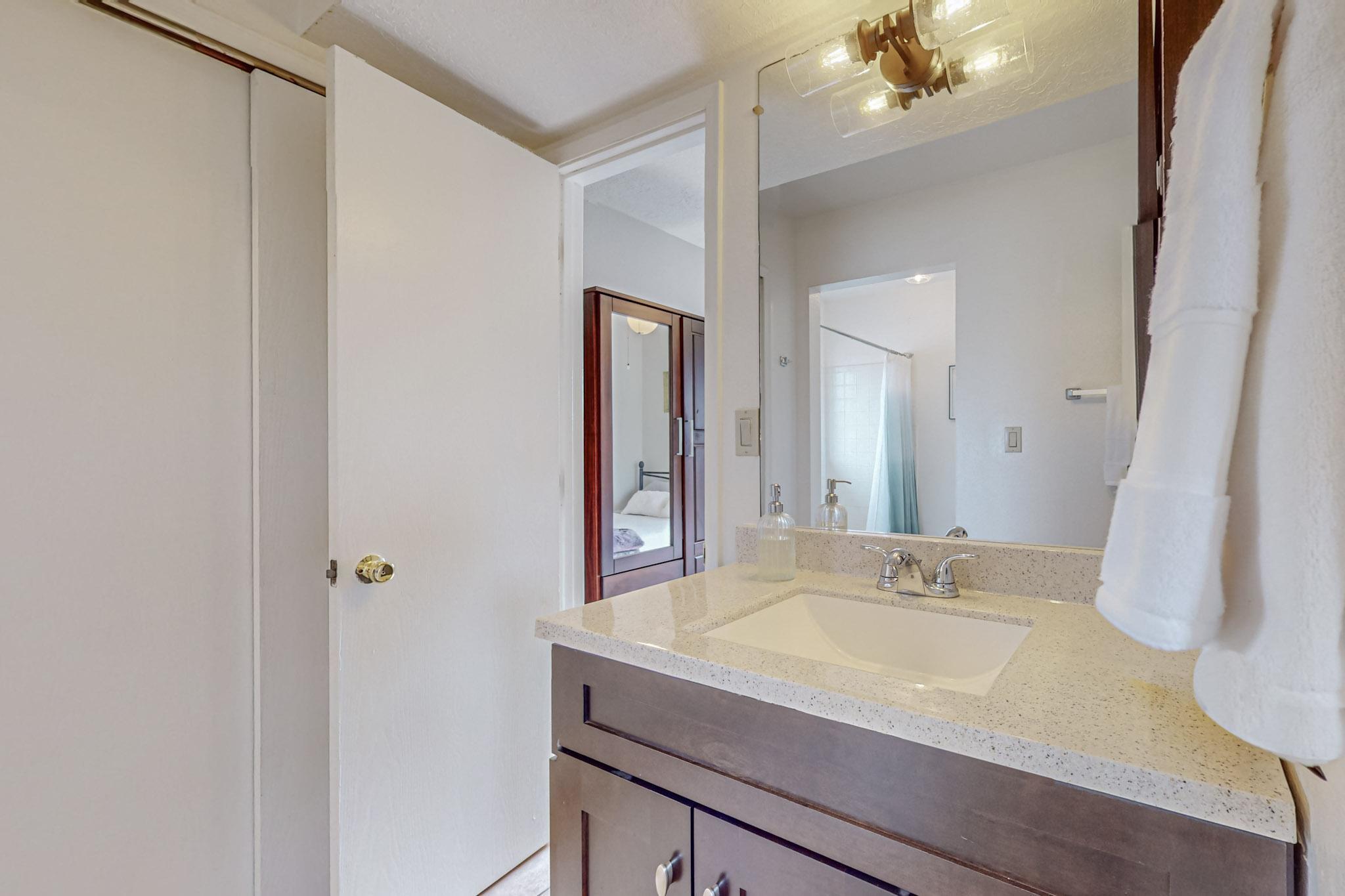 10215 Oso Grande Road NE