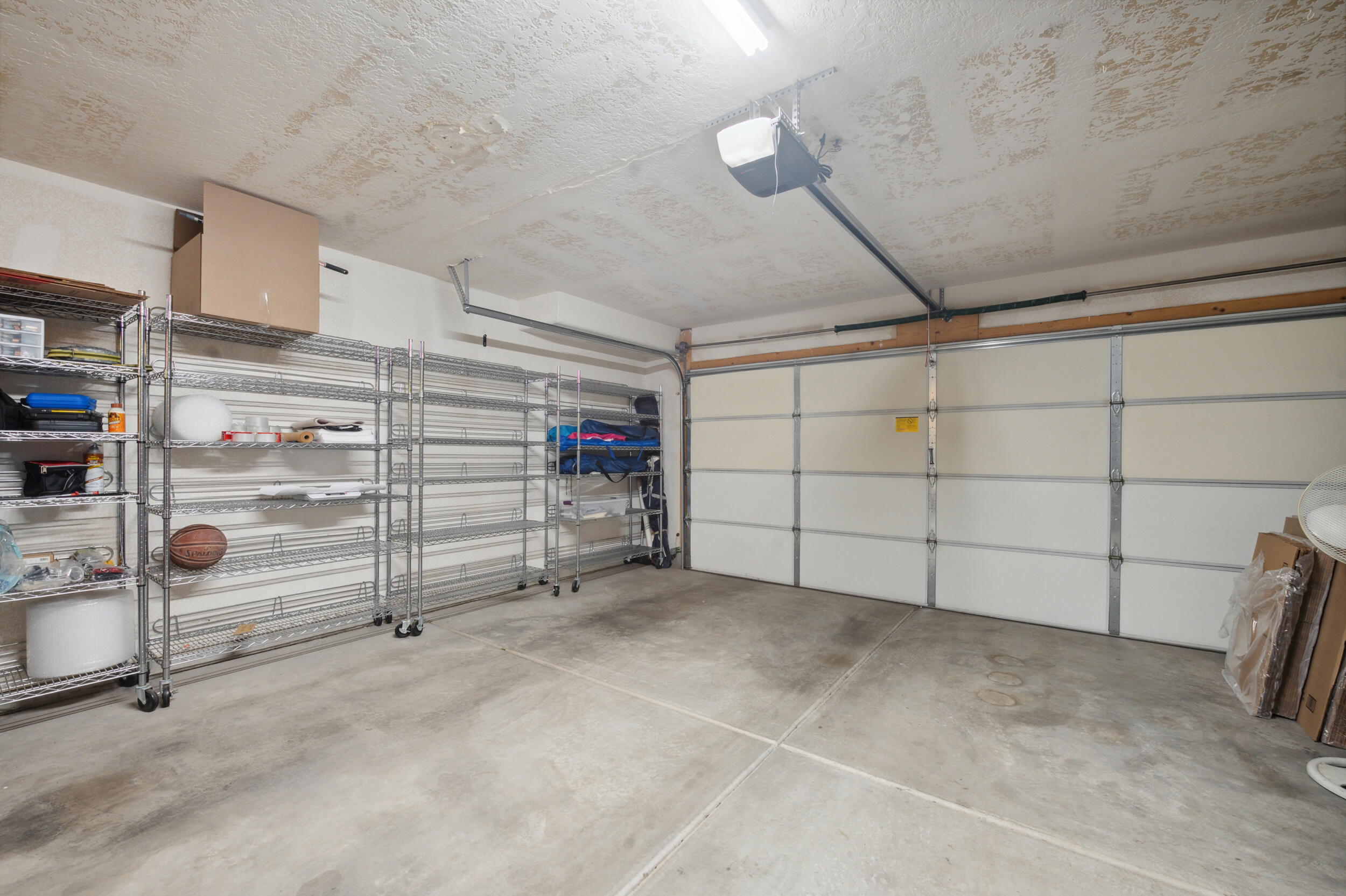 7719 Calle Paraiso NE