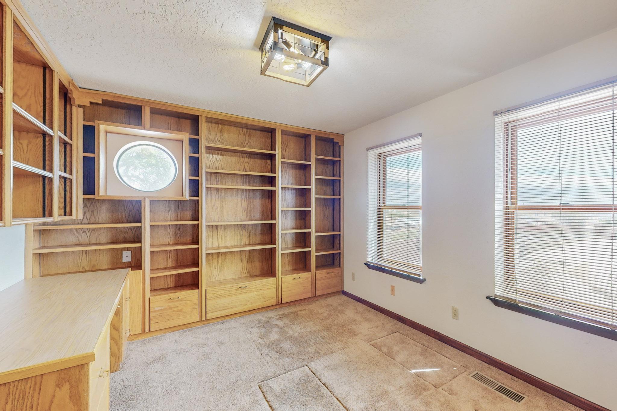85 Tarpon Avenue SE