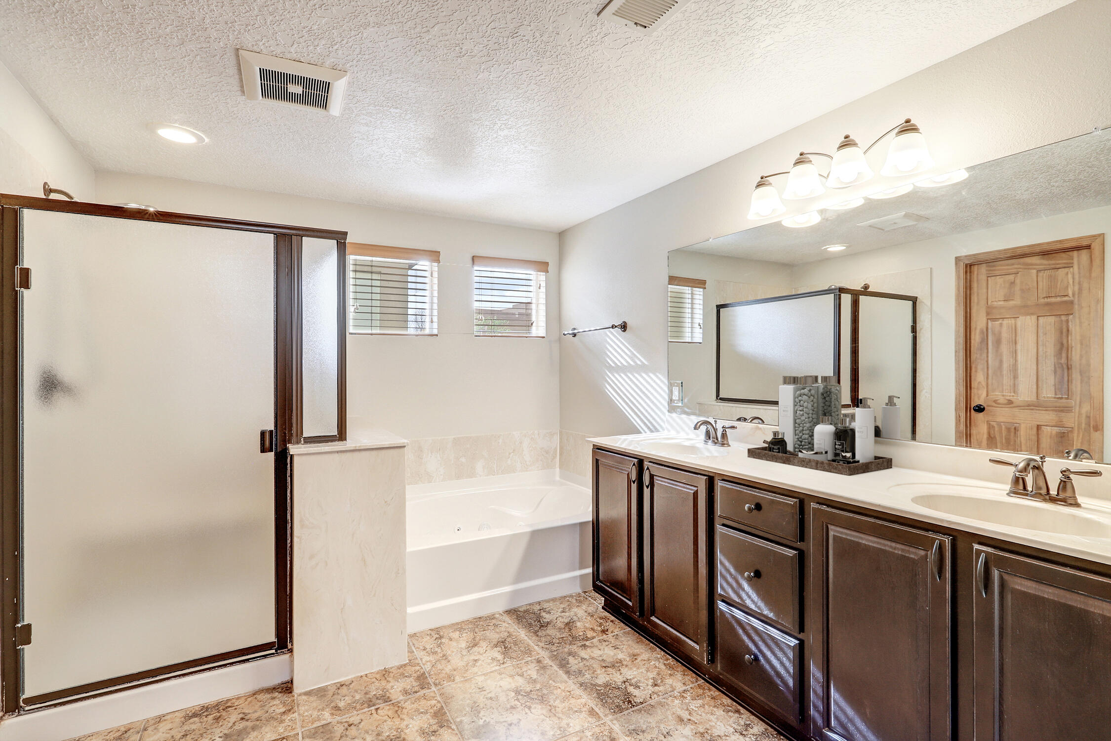 6505 Jazmin Place NW