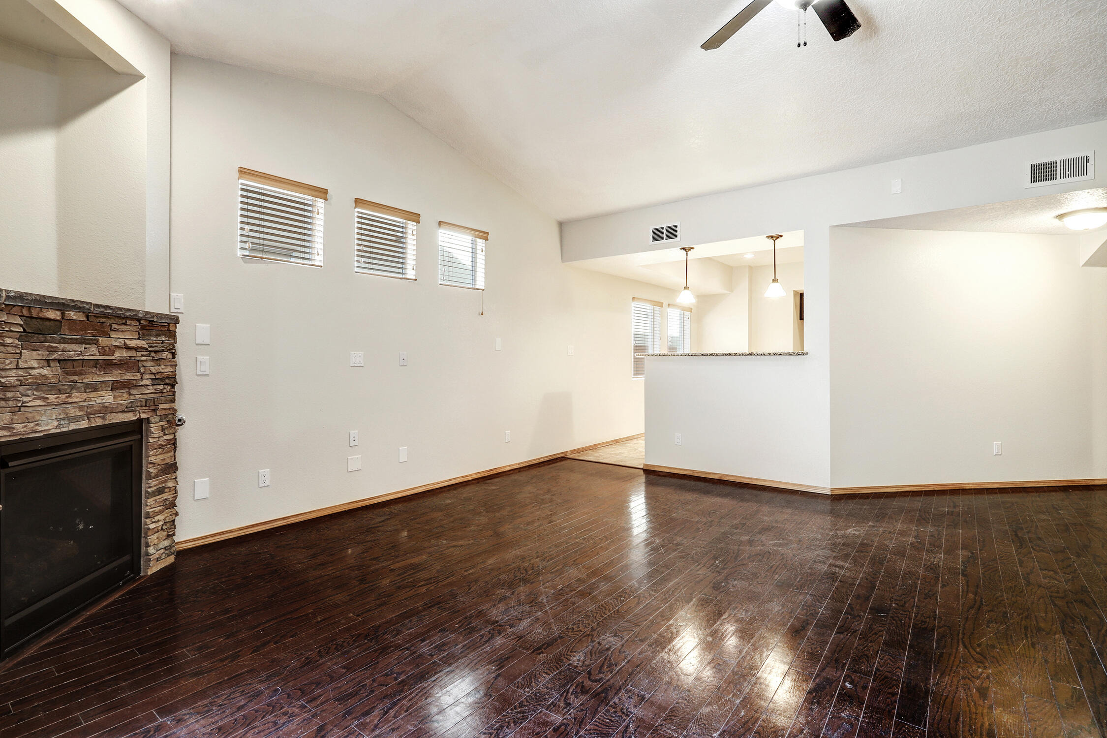 6505 Jazmin Place NW