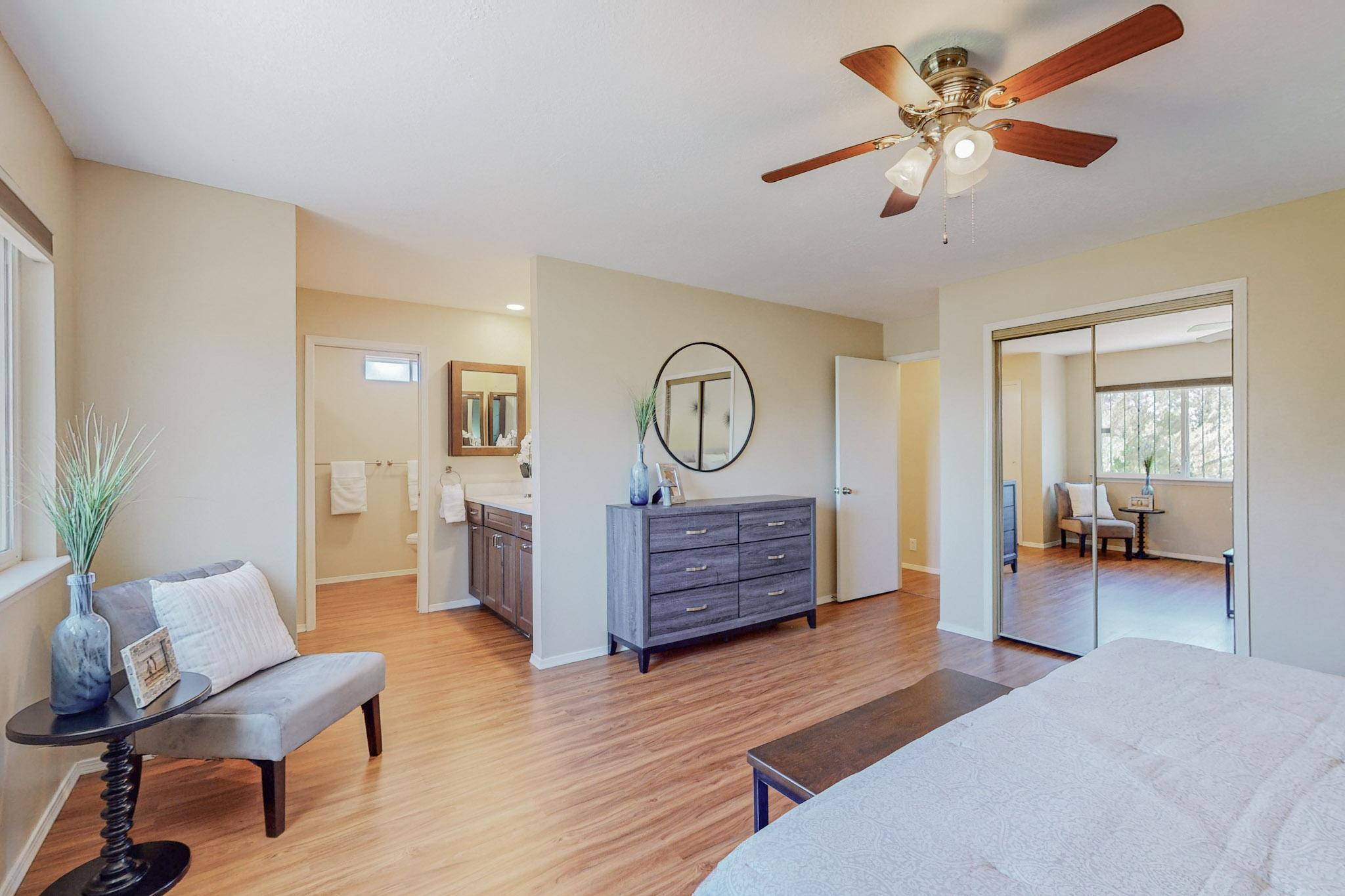 13012 Gray Hills Road NE