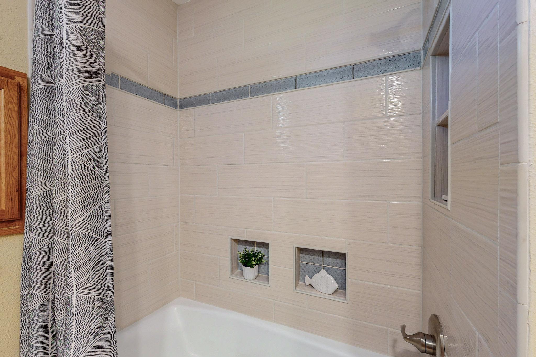 13012 Gray Hills Road NE