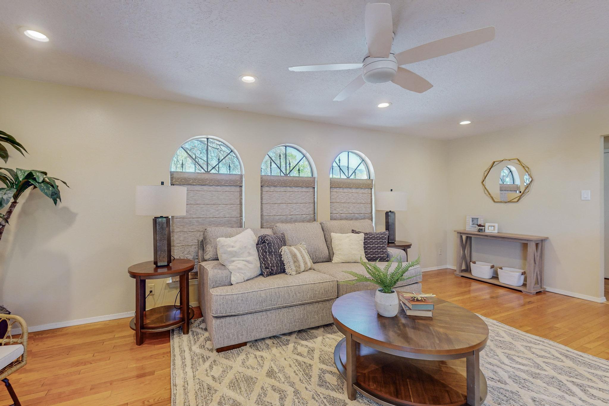 13012 Gray Hills Road NE