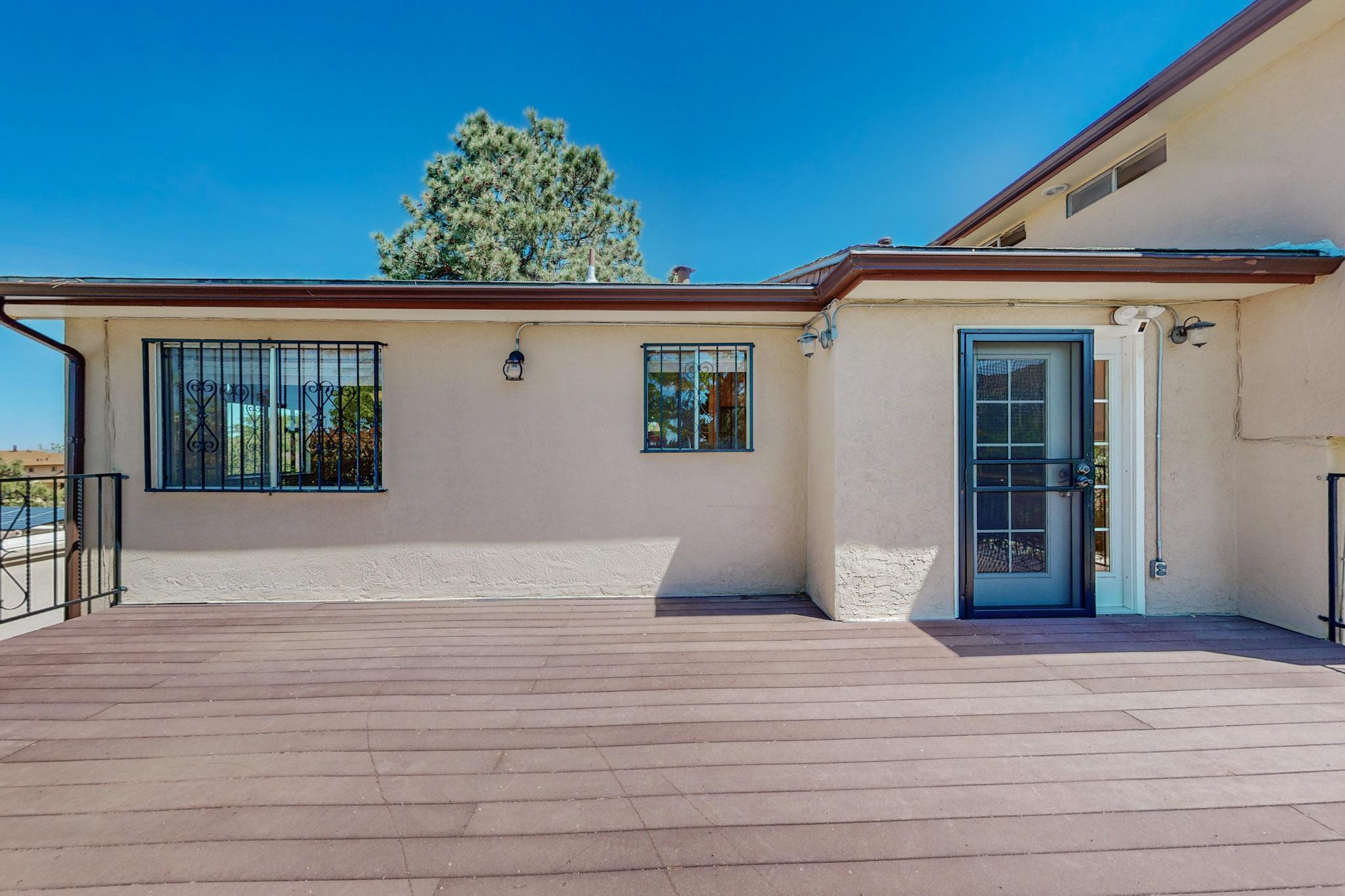 13012 Gray Hills Road NE