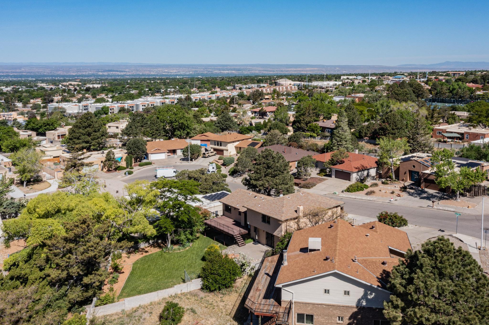 13012 Gray Hills Road NE