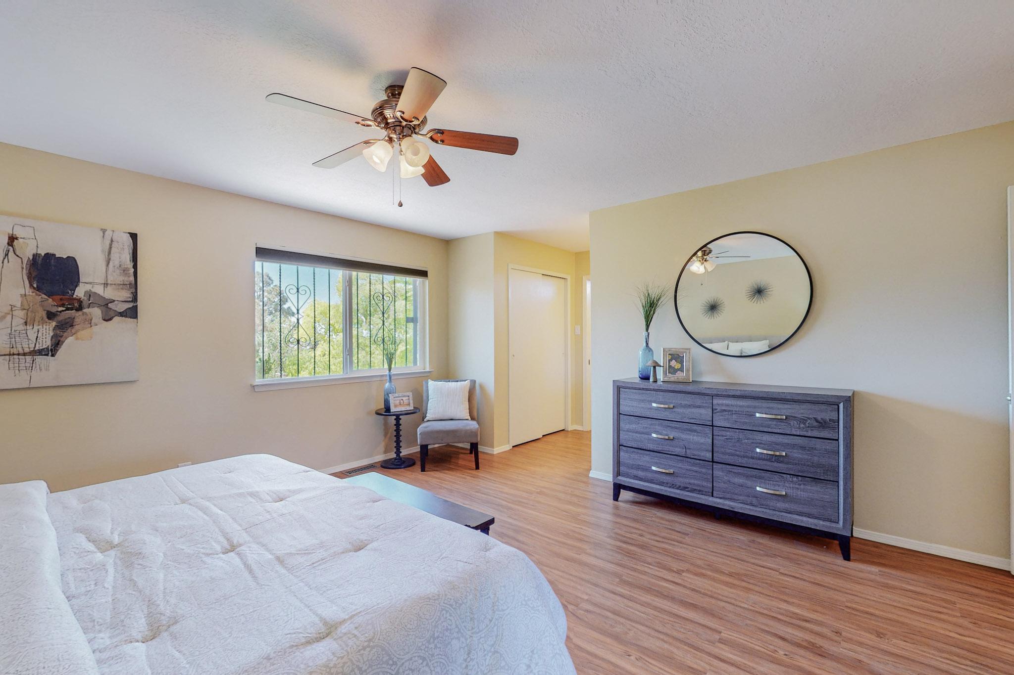 13012 Gray Hills Road NE